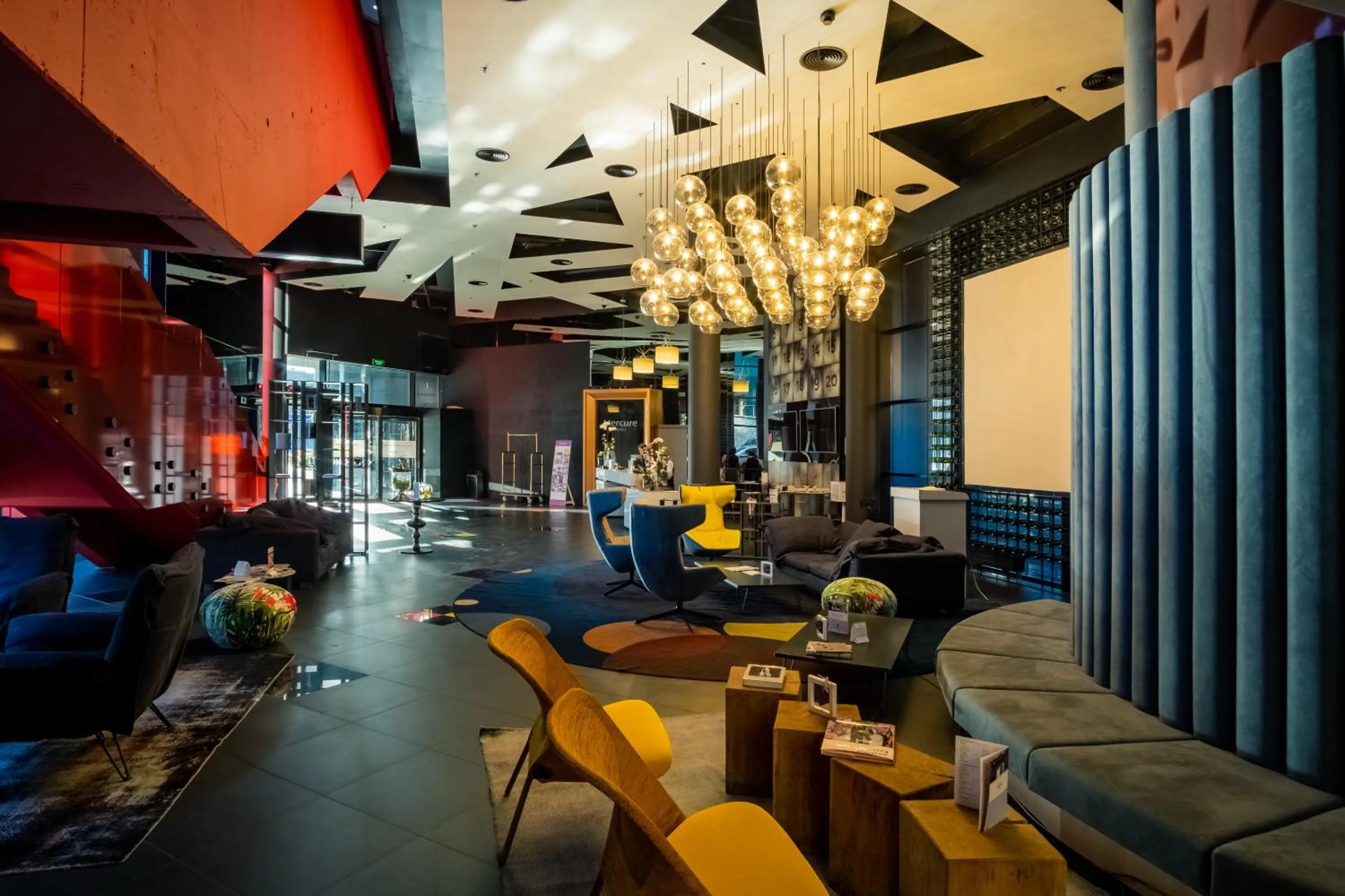 Lobby or reception in Mercure Kyiv Congress