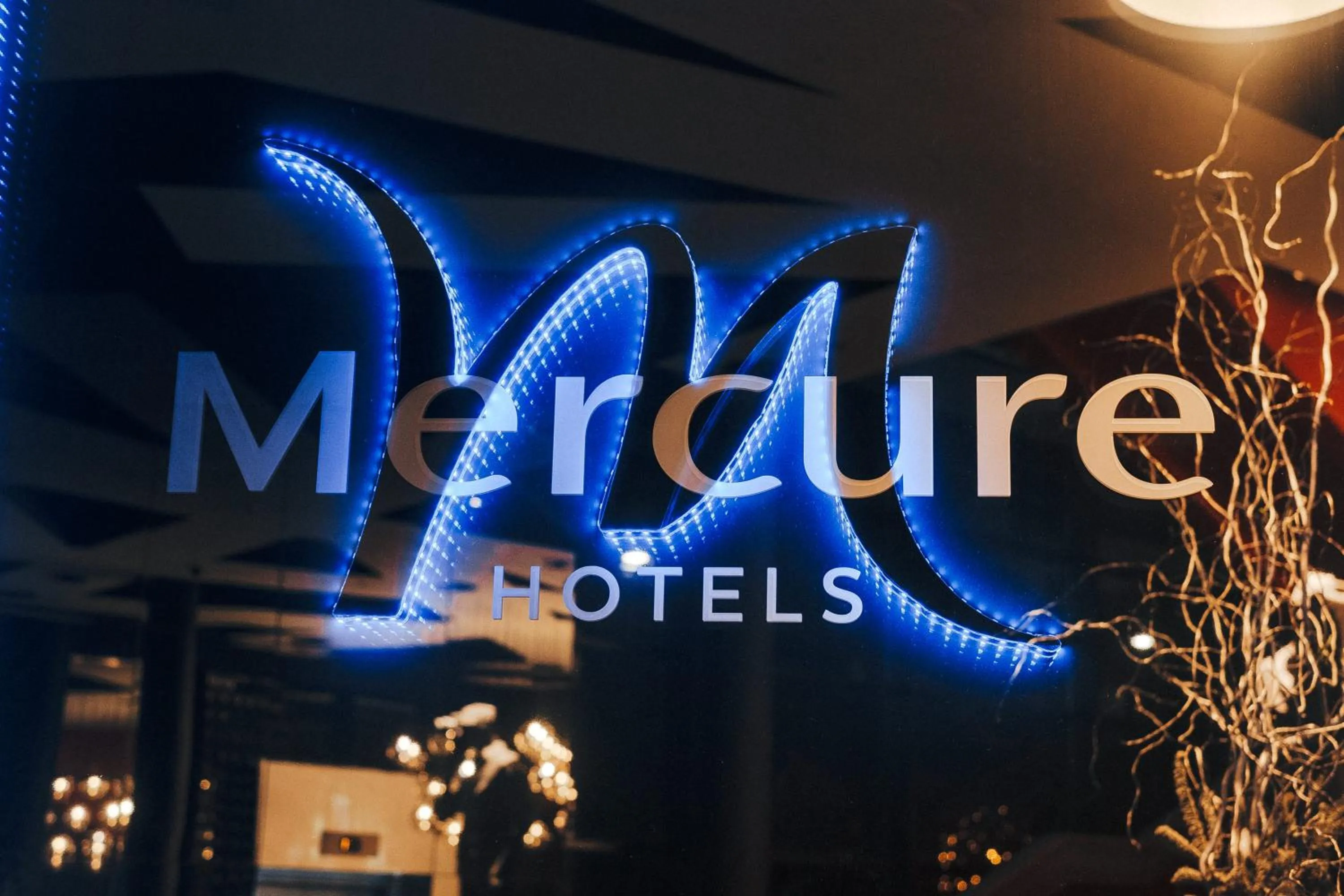 Property logo or sign in Mercure Kyiv Congress