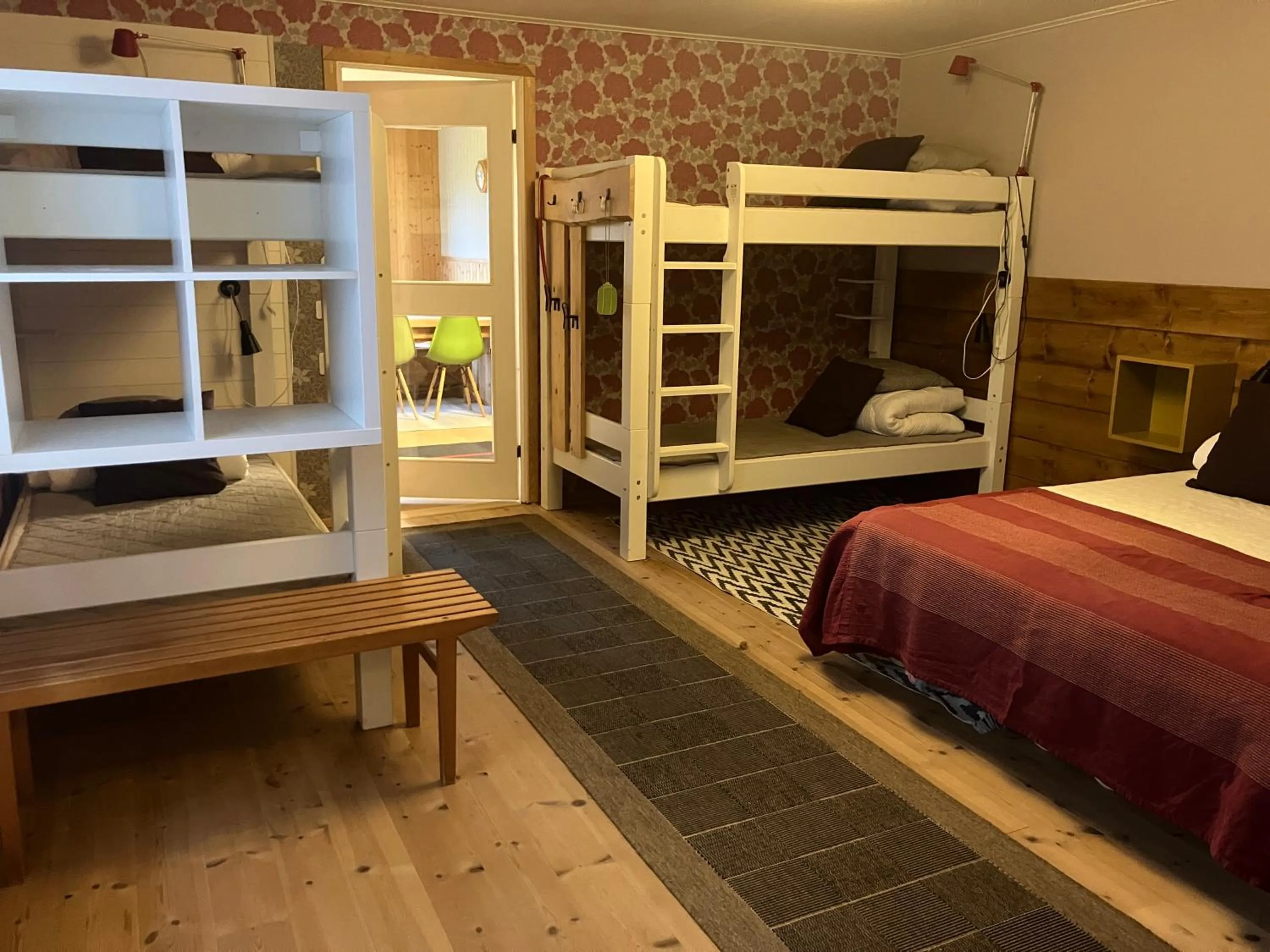 Property building, Bed in Lugnåsberget Ekohotell