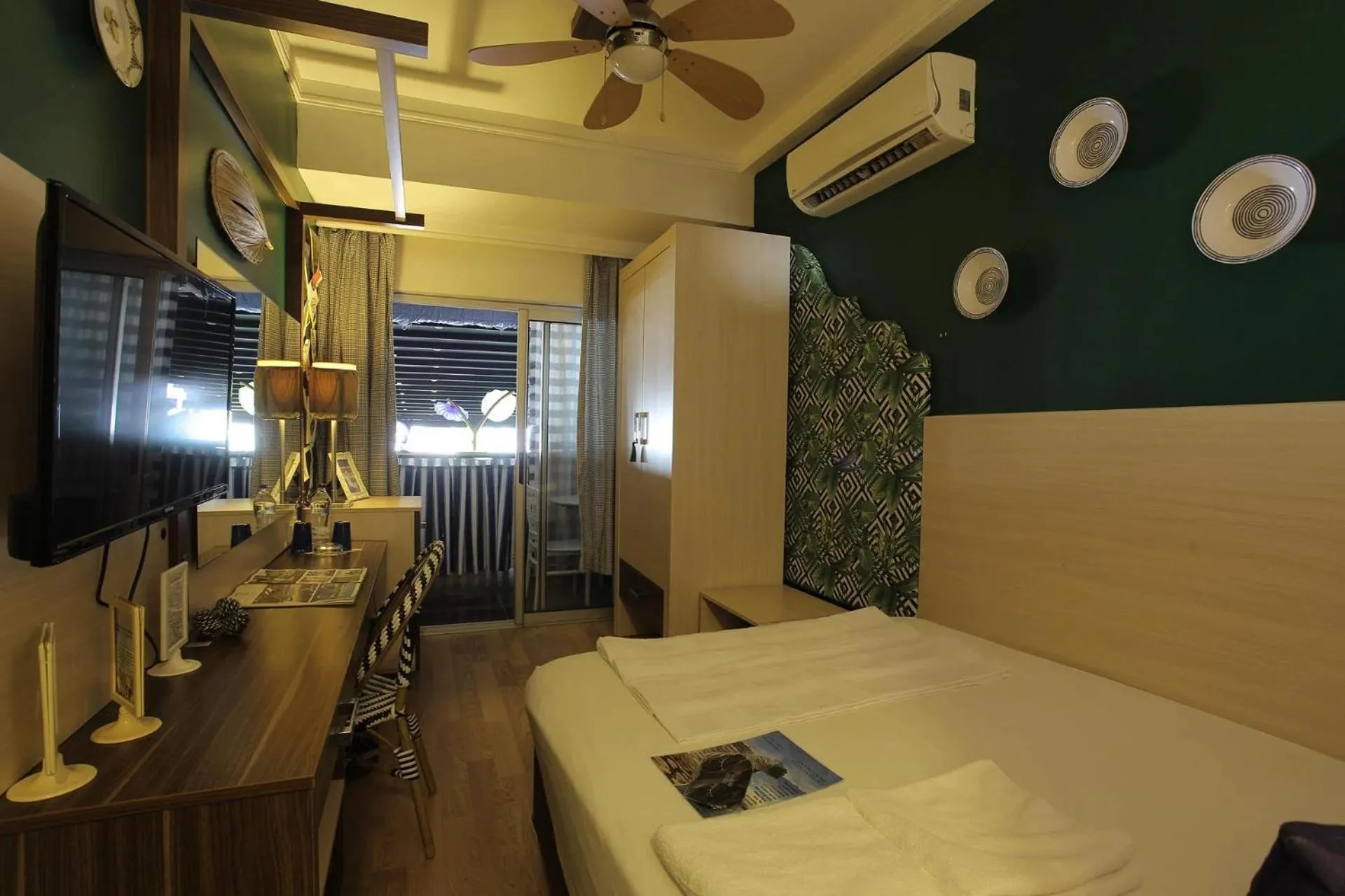 Bed in Anjeliq House Boutique Hotel