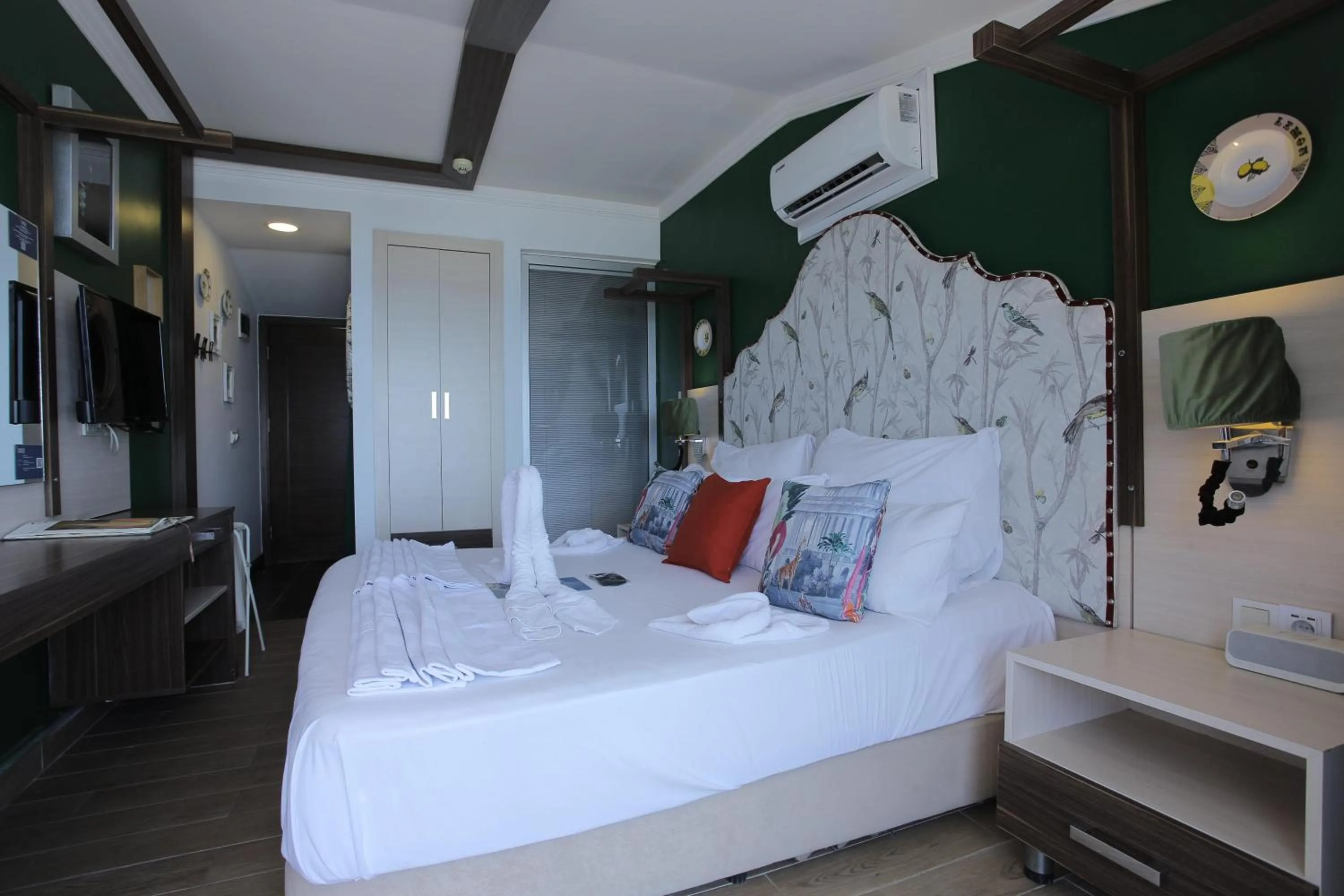 Bed in Anjeliq House Boutique Hotel