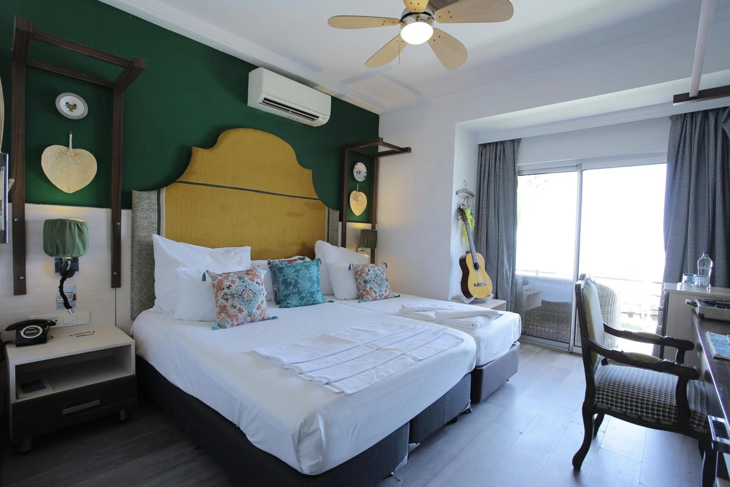 Bed in Anjeliq House Boutique Hotel