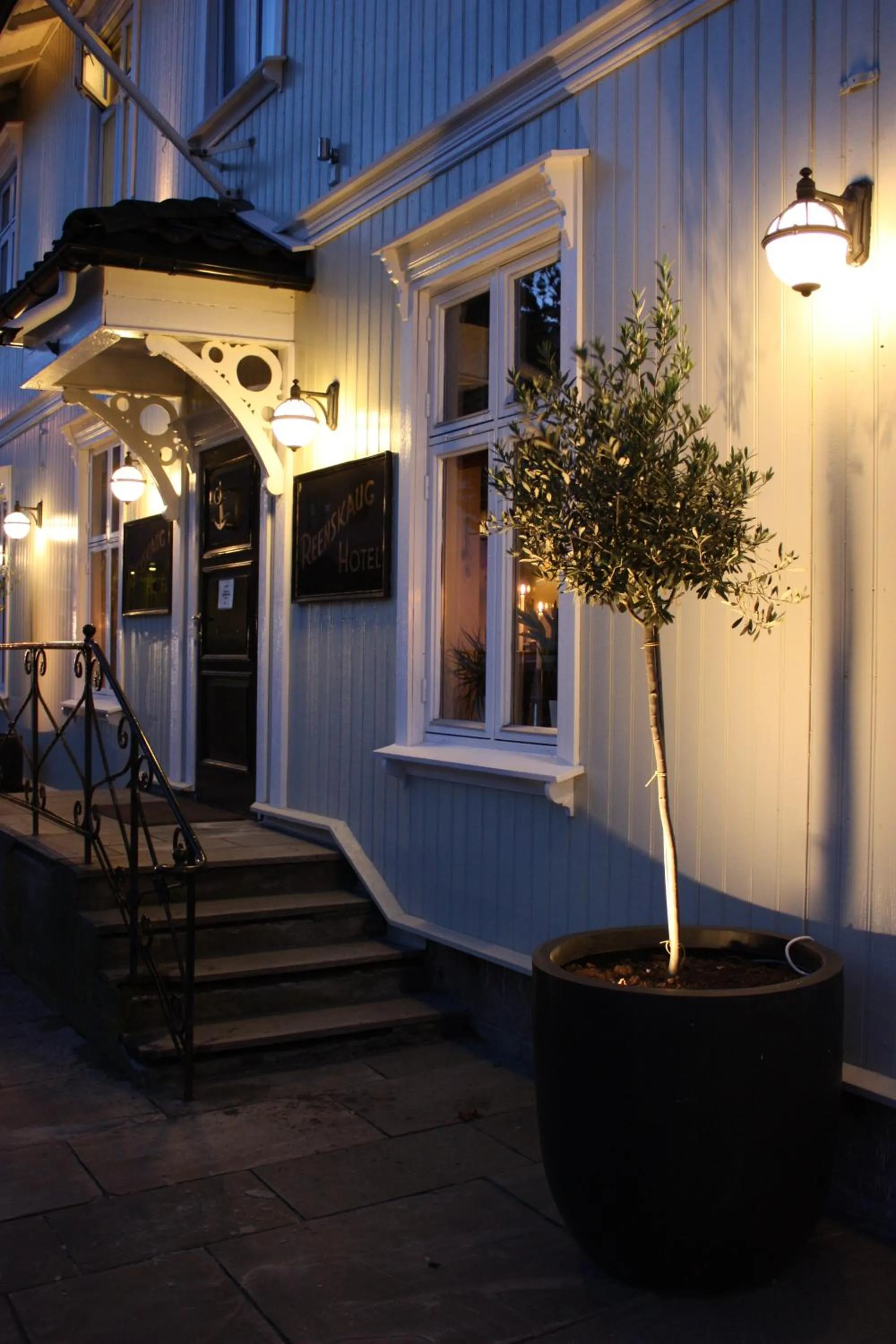 Property building in Reenskaug Hotel