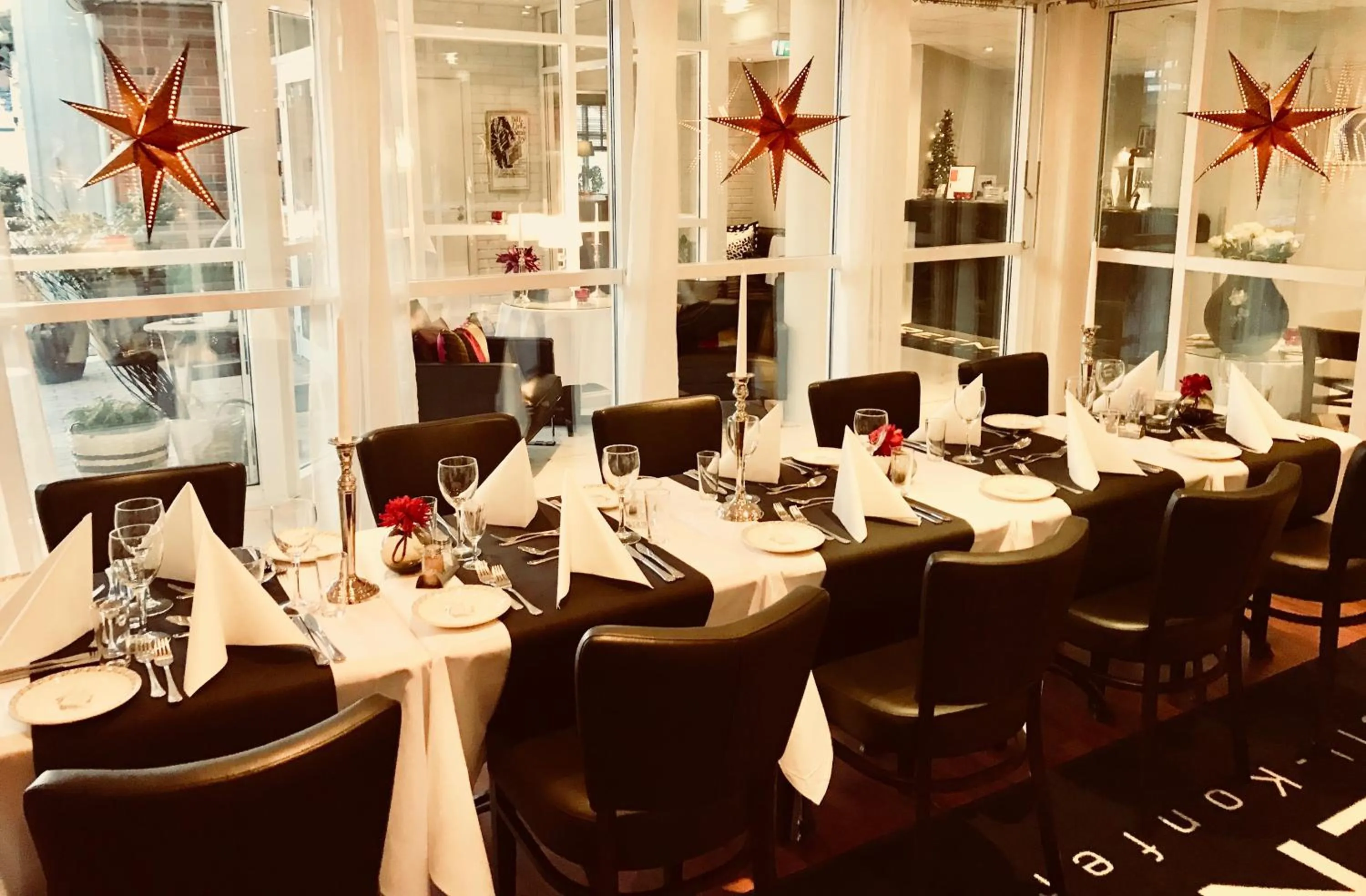 Coffee/tea facilities in Reenskaug Hotel