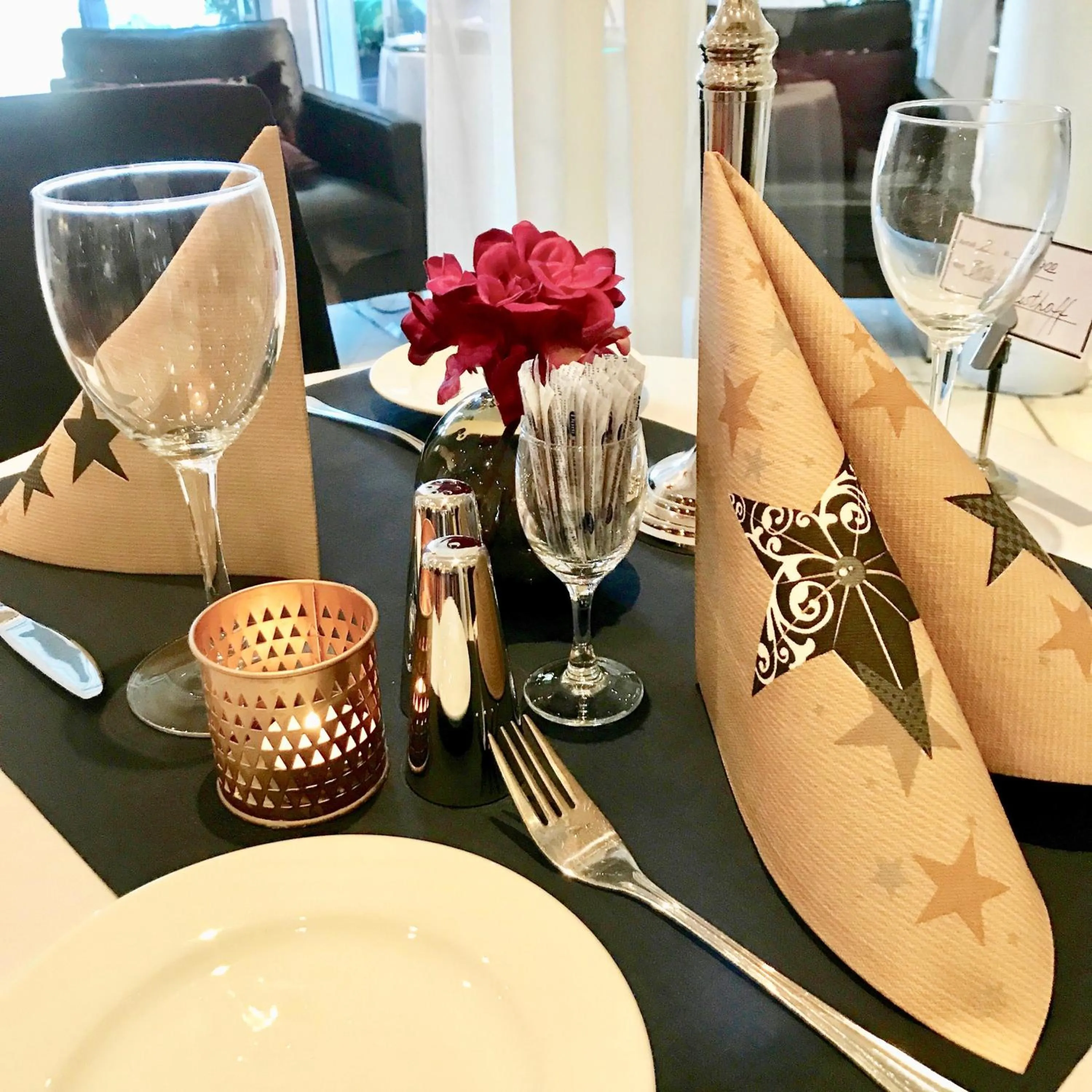 Food and drinks in Reenskaug Hotel