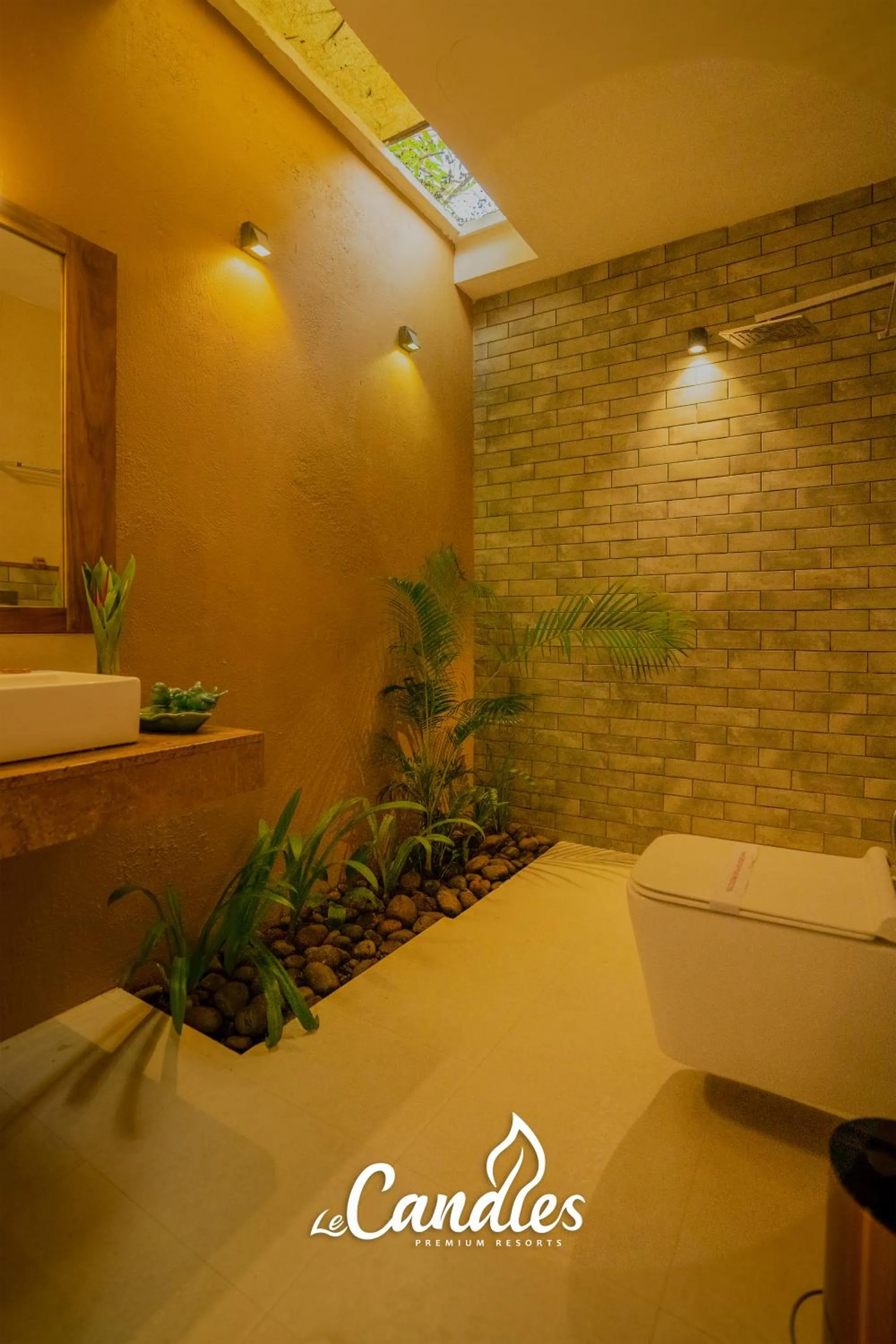 Bathroom in Le Candles Resort