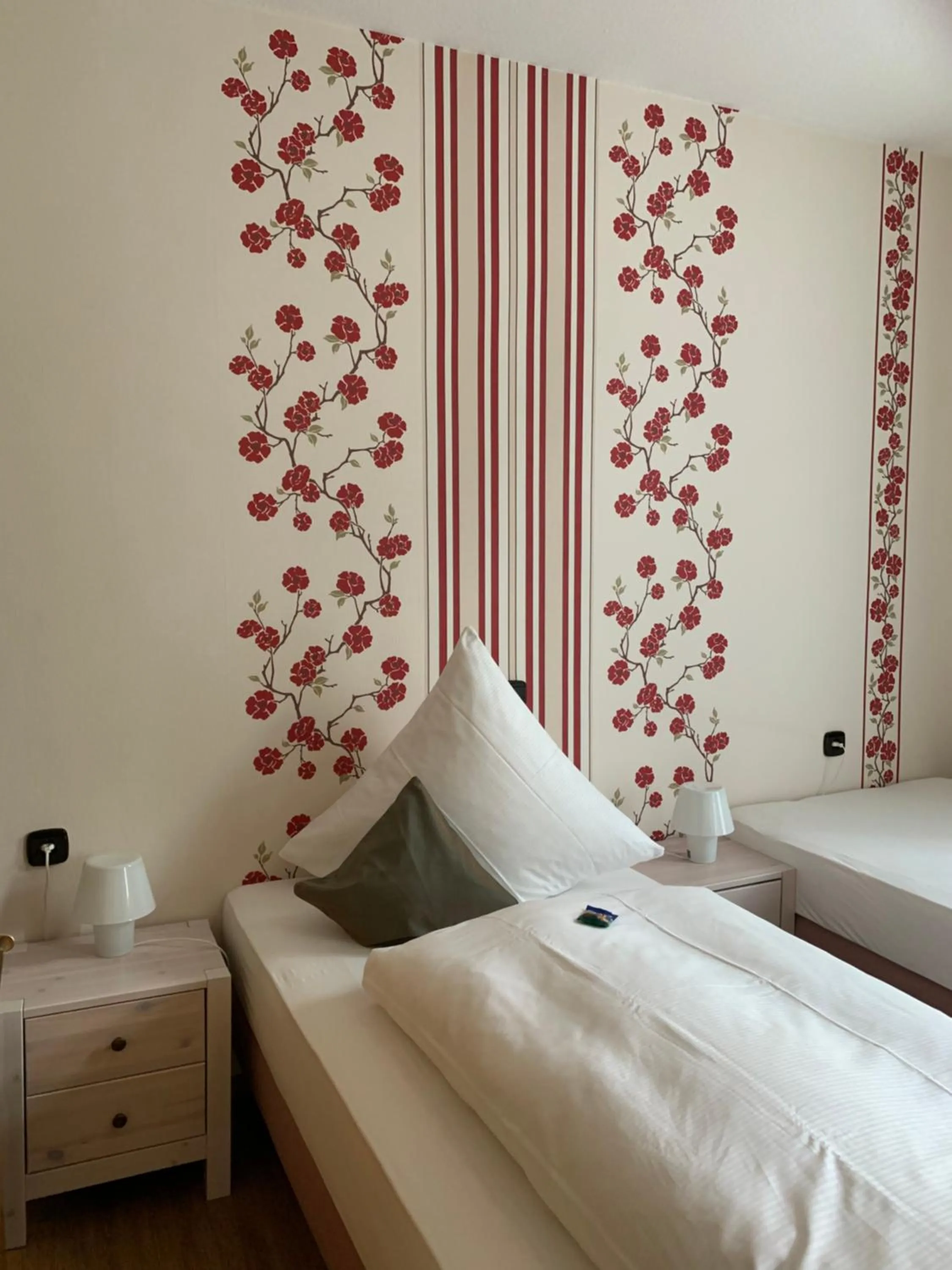 Photo of the whole room, Bed in Moselland Hotel im Enderttal Zum Onkel Willi