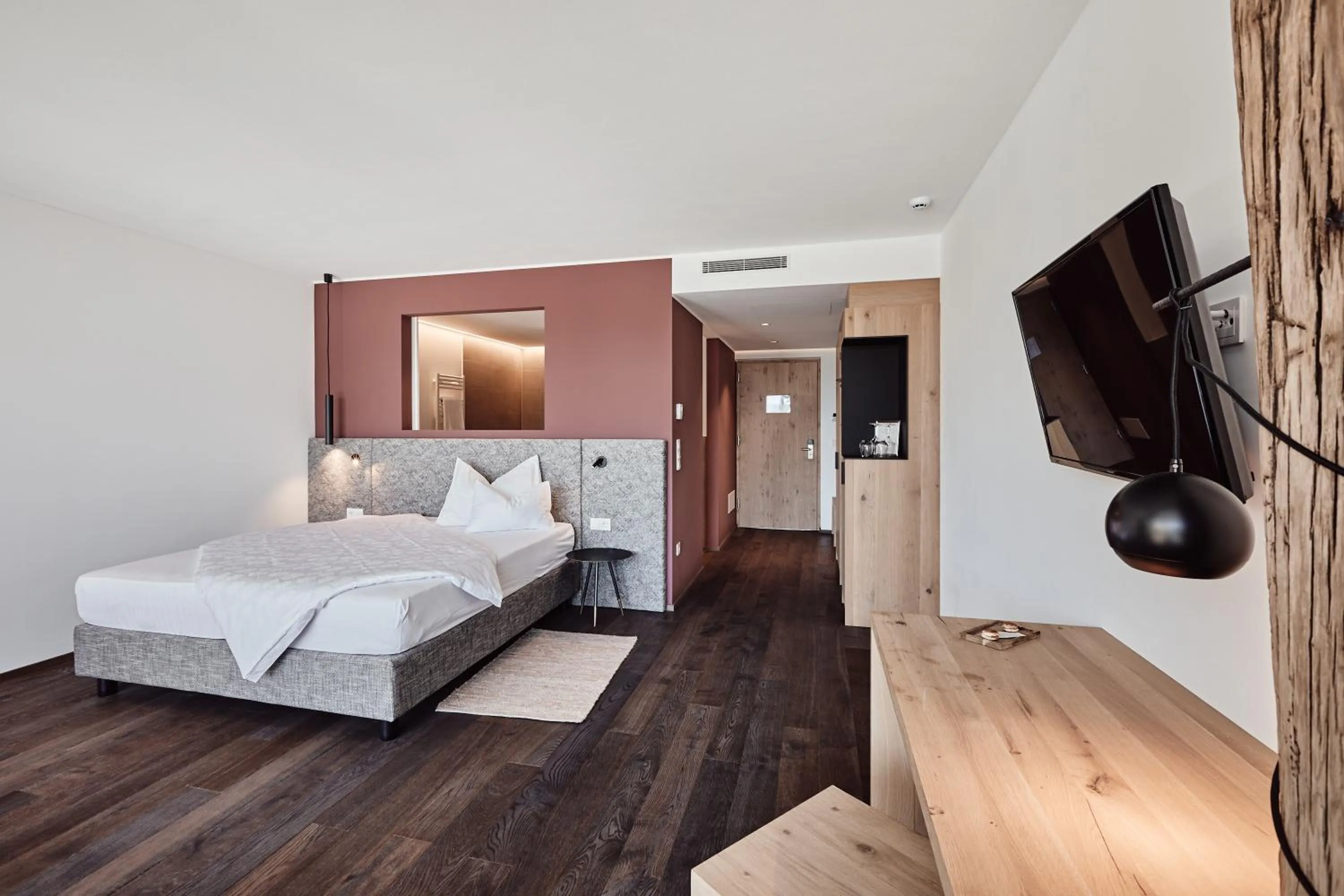 Photo of the whole room, Bed in Haller Suites & Restaurant