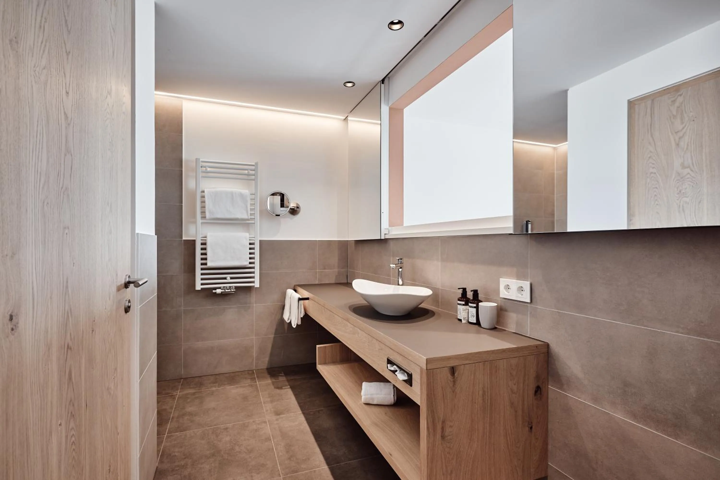 Bathroom in Haller Suites & Restaurant