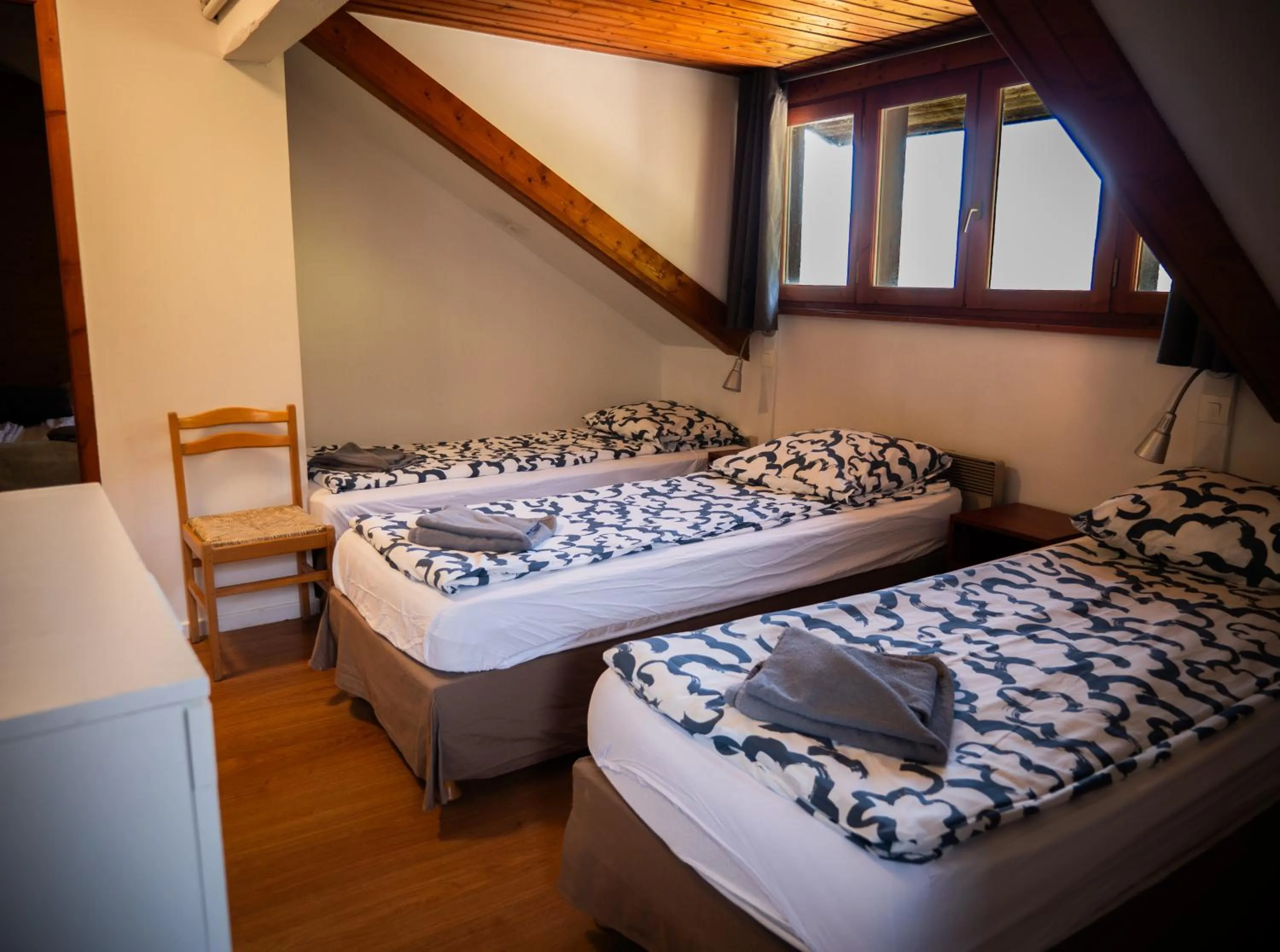 Bed in Hotel Chalet du Crey