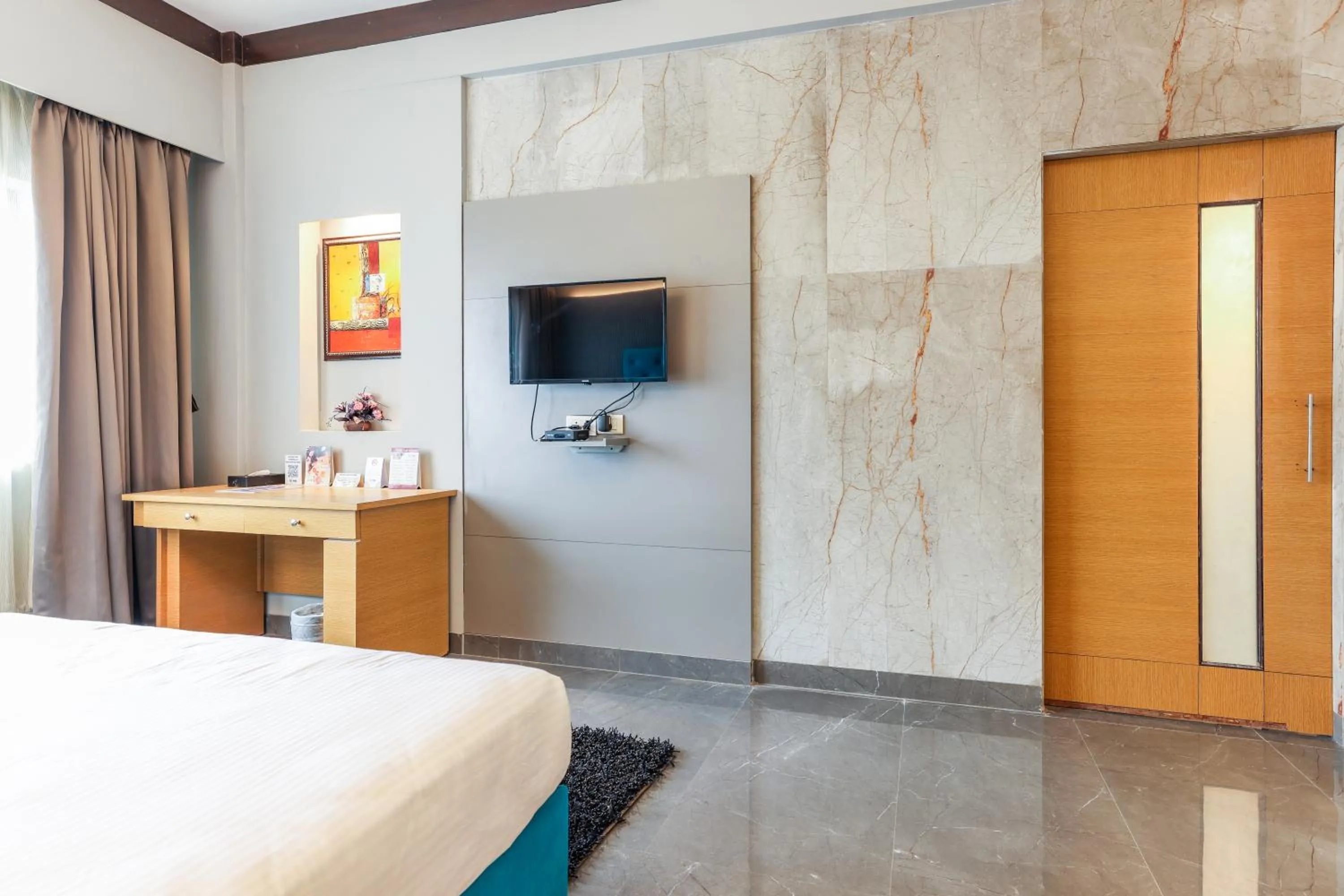 TV and multimedia, Bed in Hotel Pal Heights