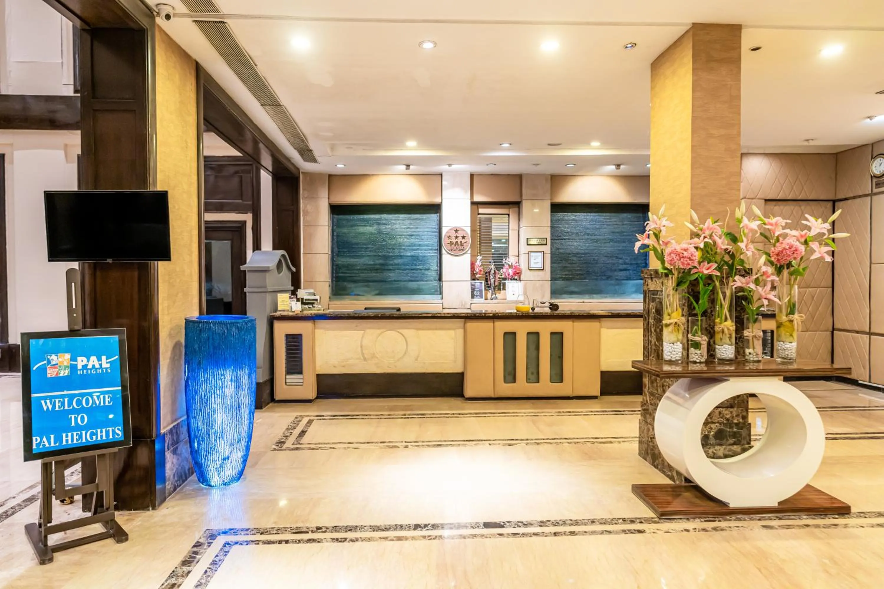 Lobby or reception in Hotel Pal Heights