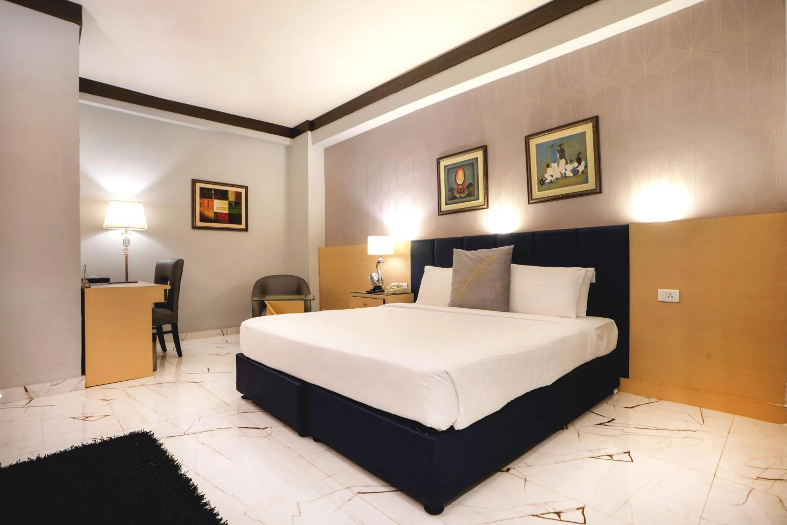 Bedroom, Bed in Hotel Pal Heights