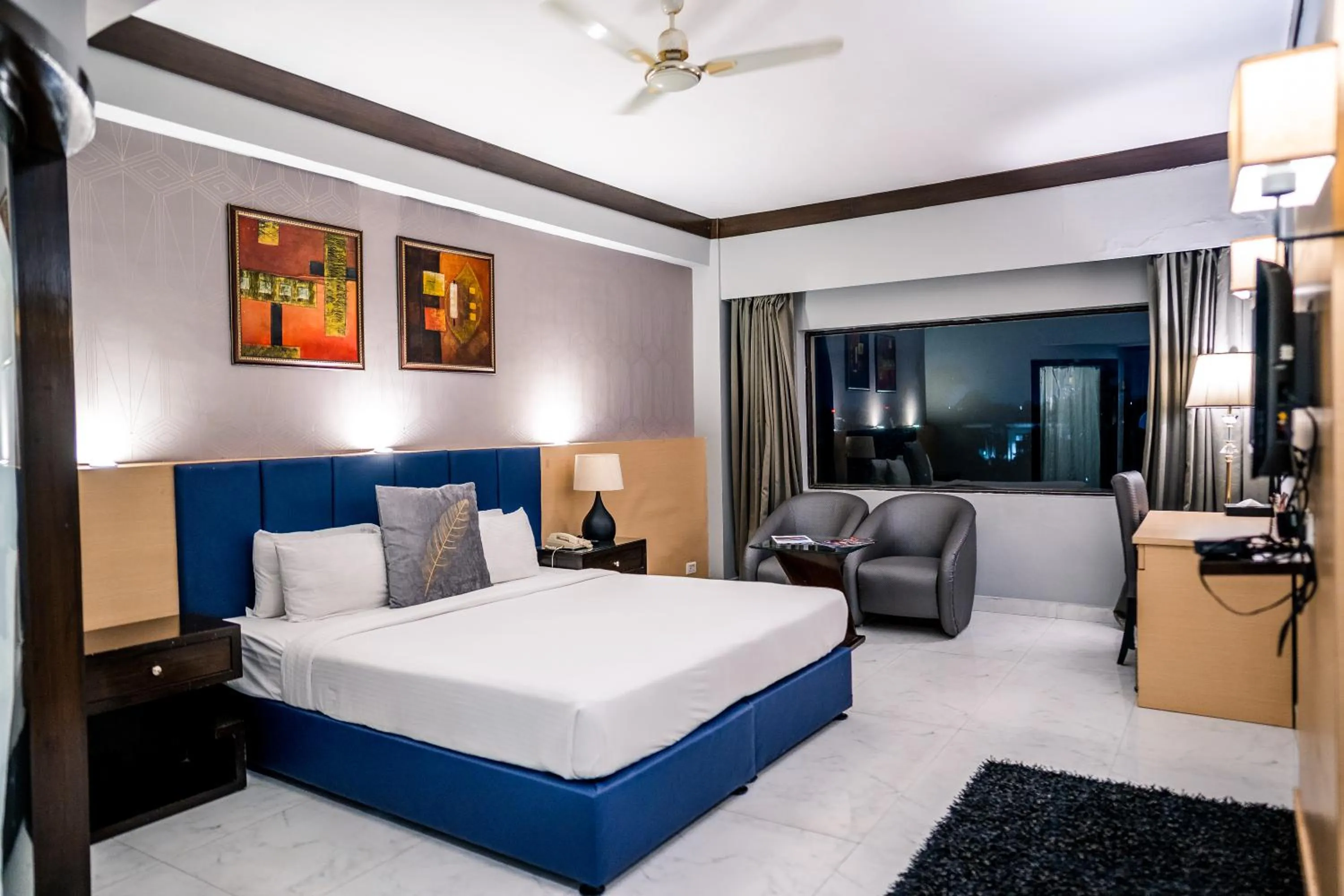 Bedroom, Bed in Hotel Pal Heights