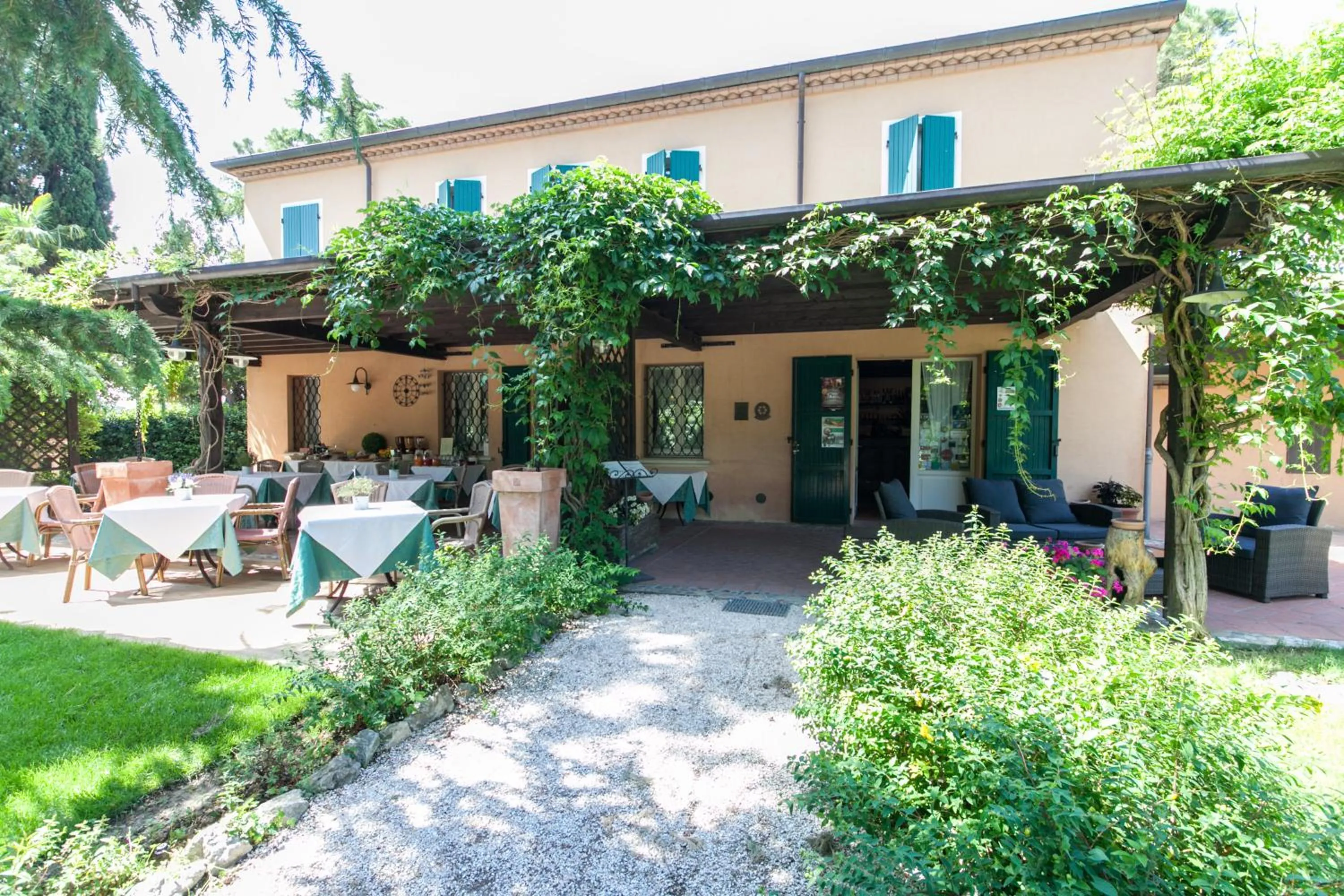 Facade/entrance in Locanda Antiche Macine