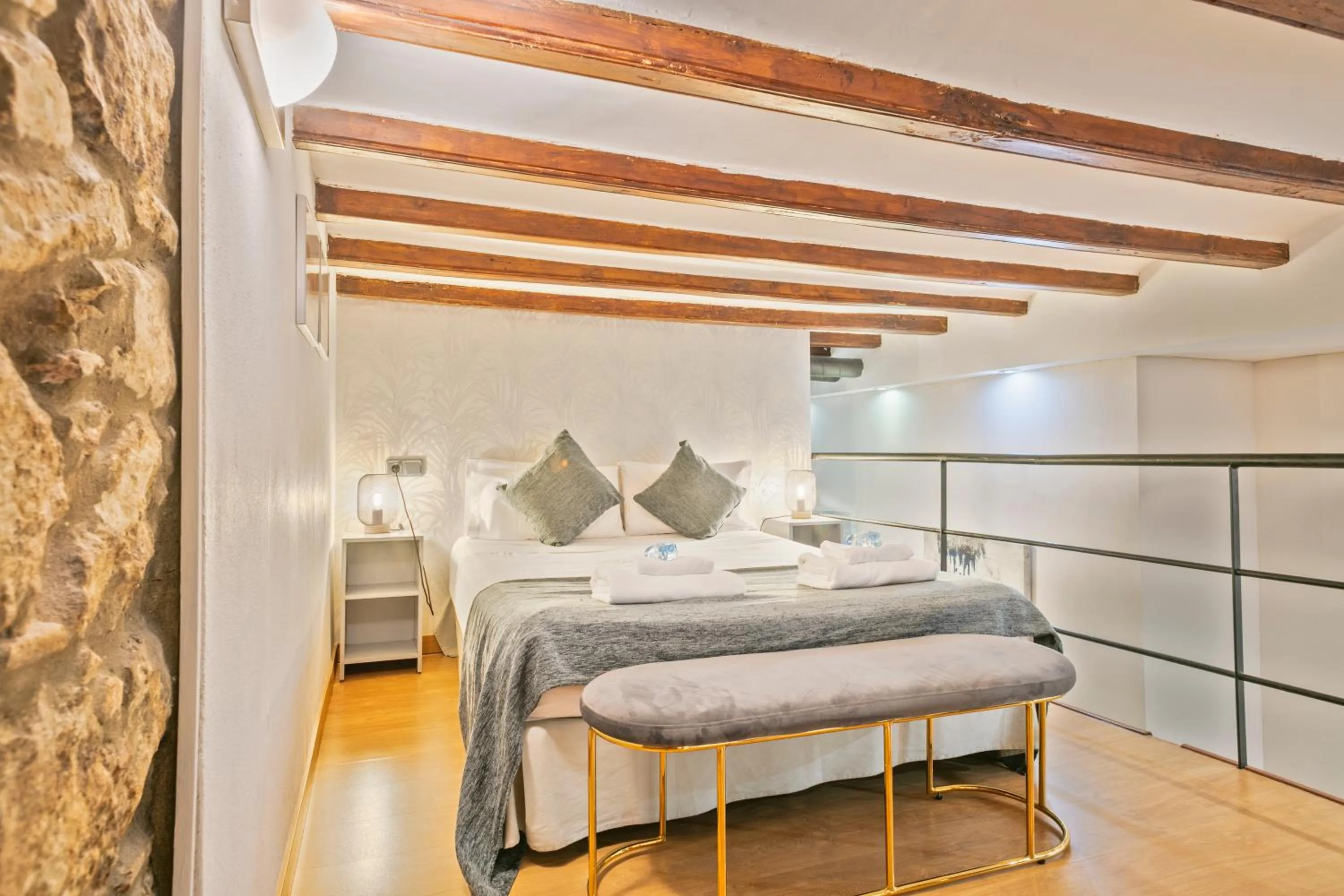 Bed in Alcam Loft Grassot