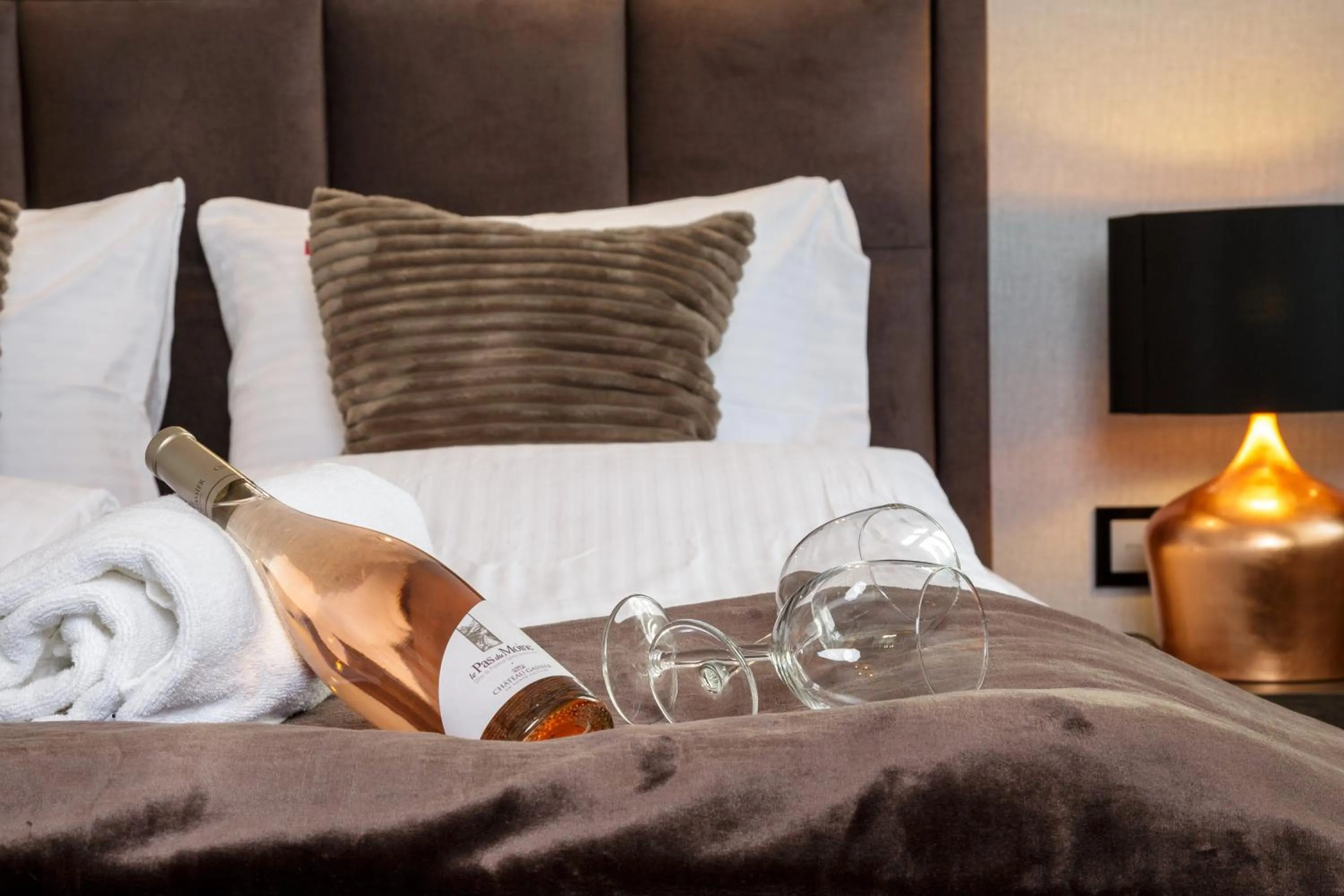 Bed in Aparthotel New Lux