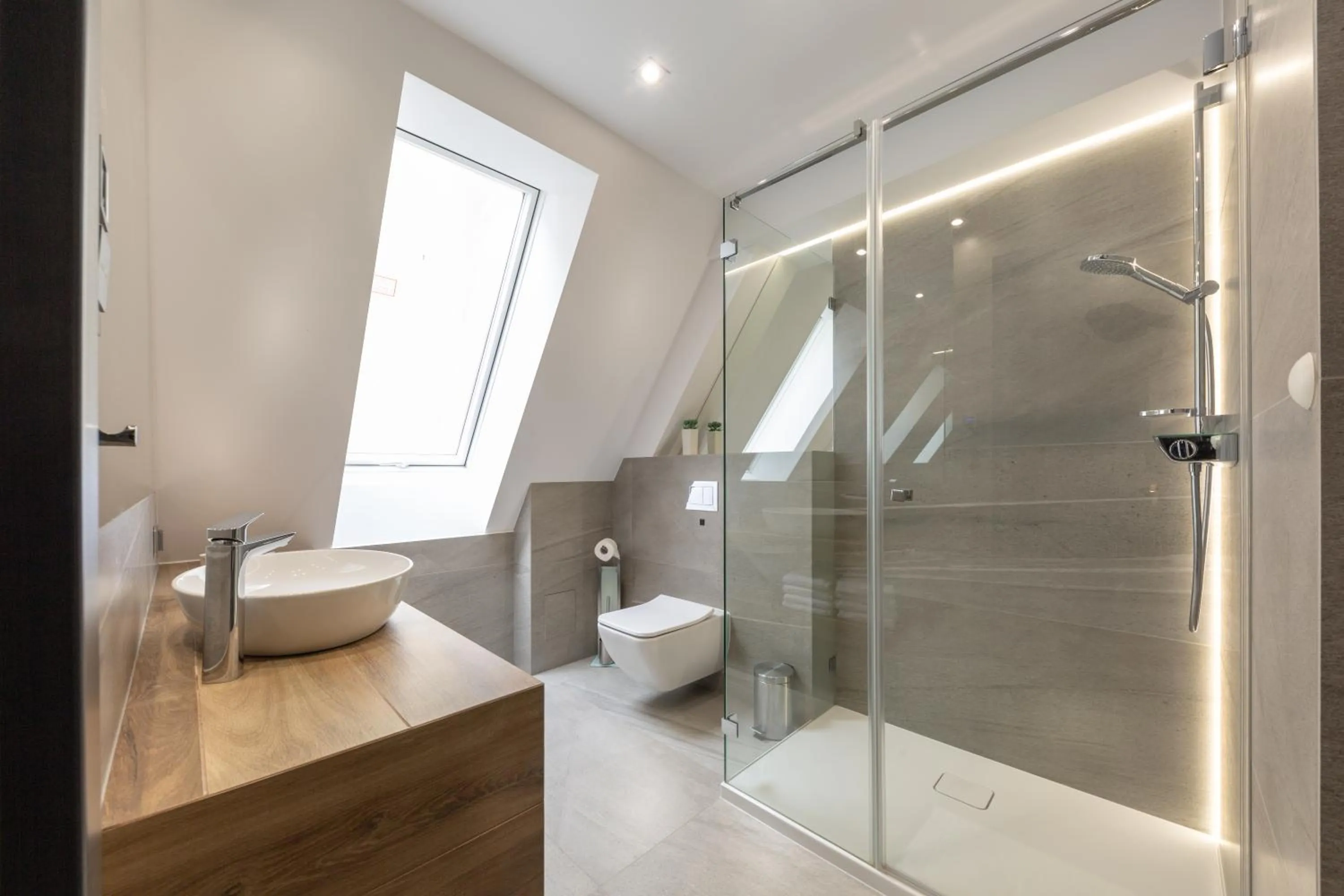 Shower in Aparthotel New Lux