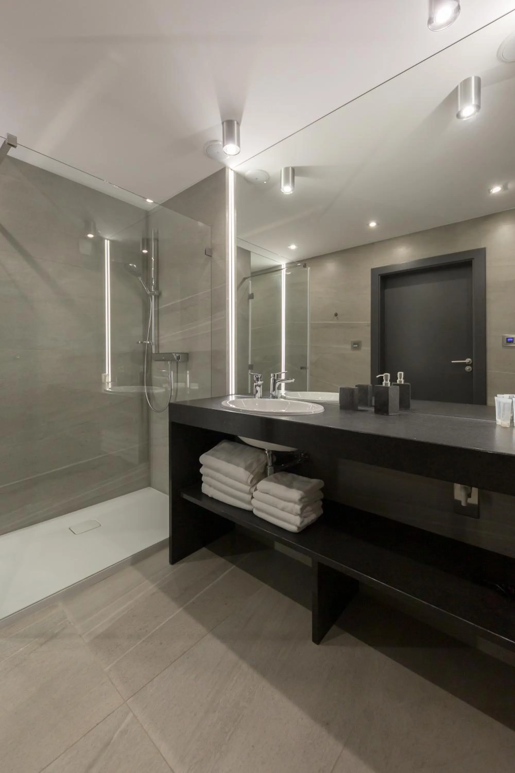 Bathroom in Aparthotel New Lux