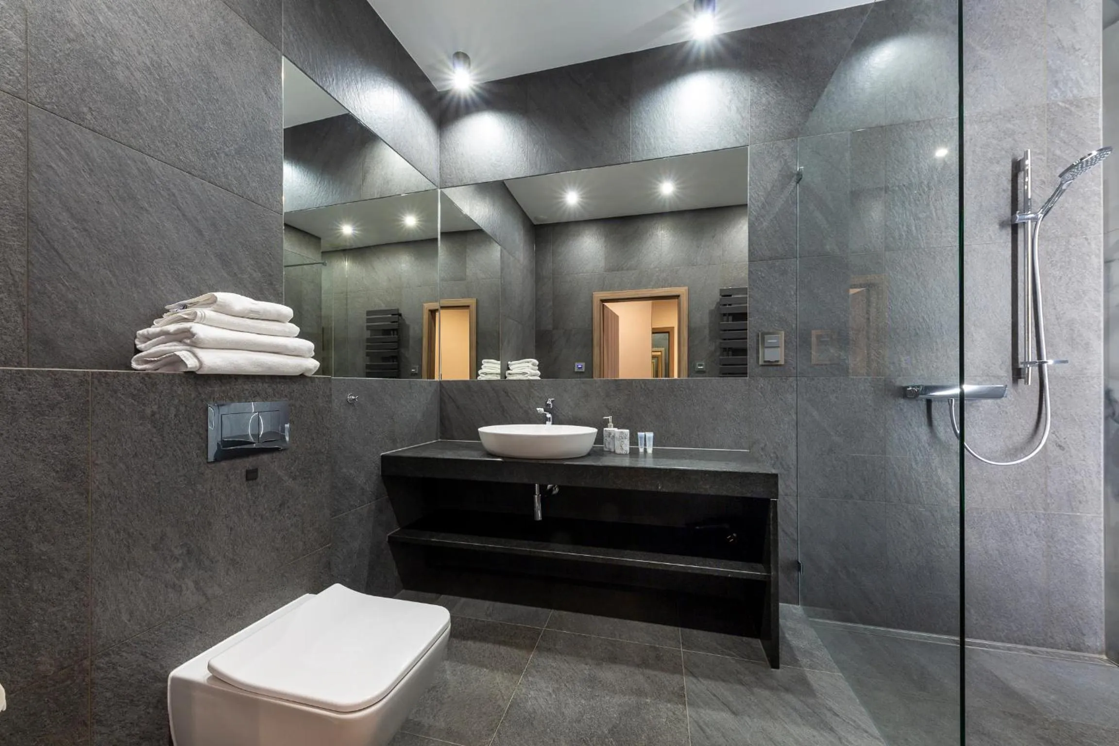 Bathroom in Aparthotel New Lux