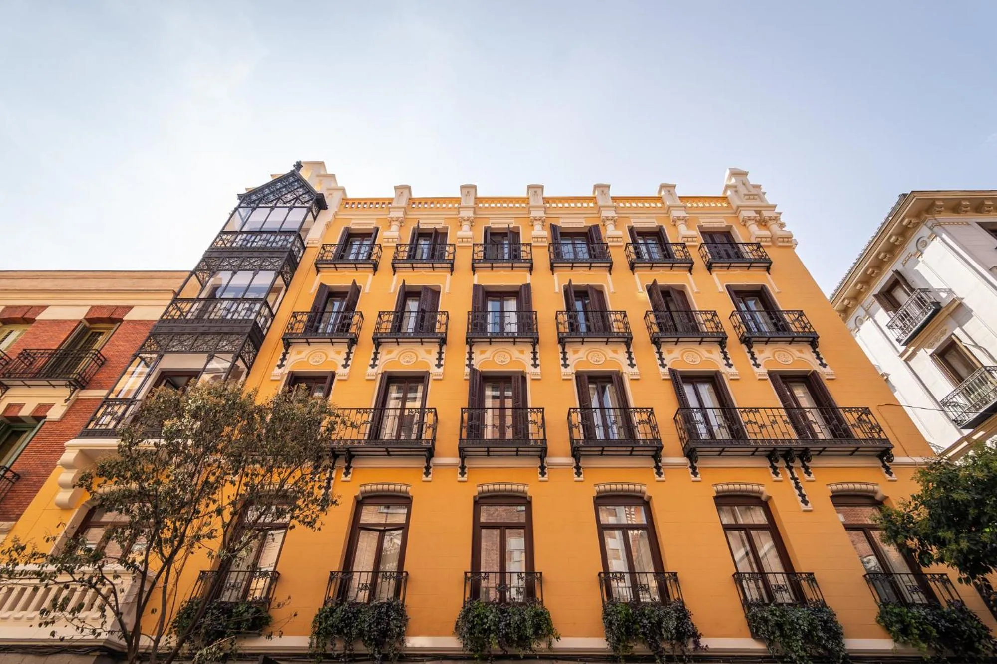 Property building in Plaza Mayor Suites & Apartments