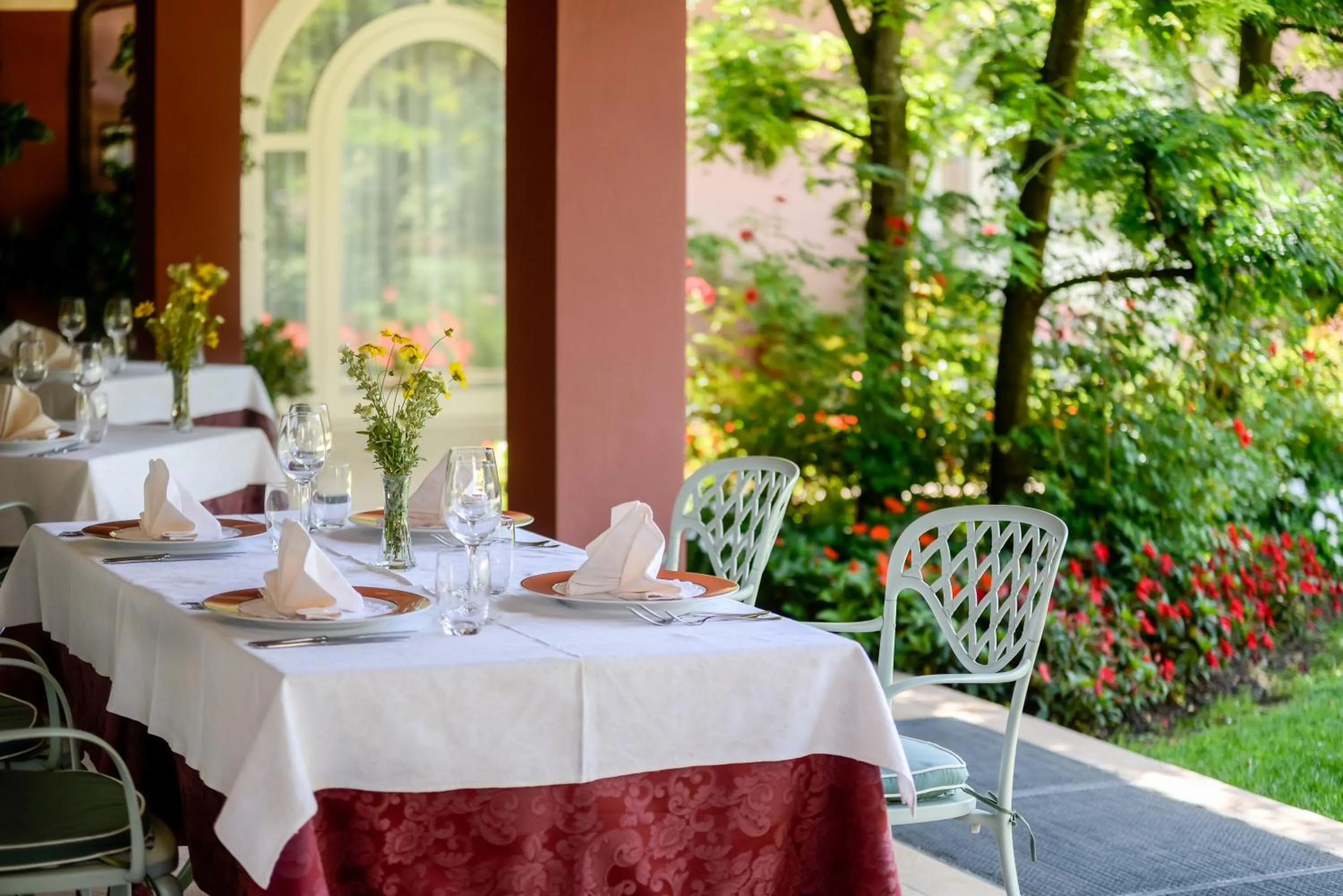 Patio in Hotel Al Poggio Verde