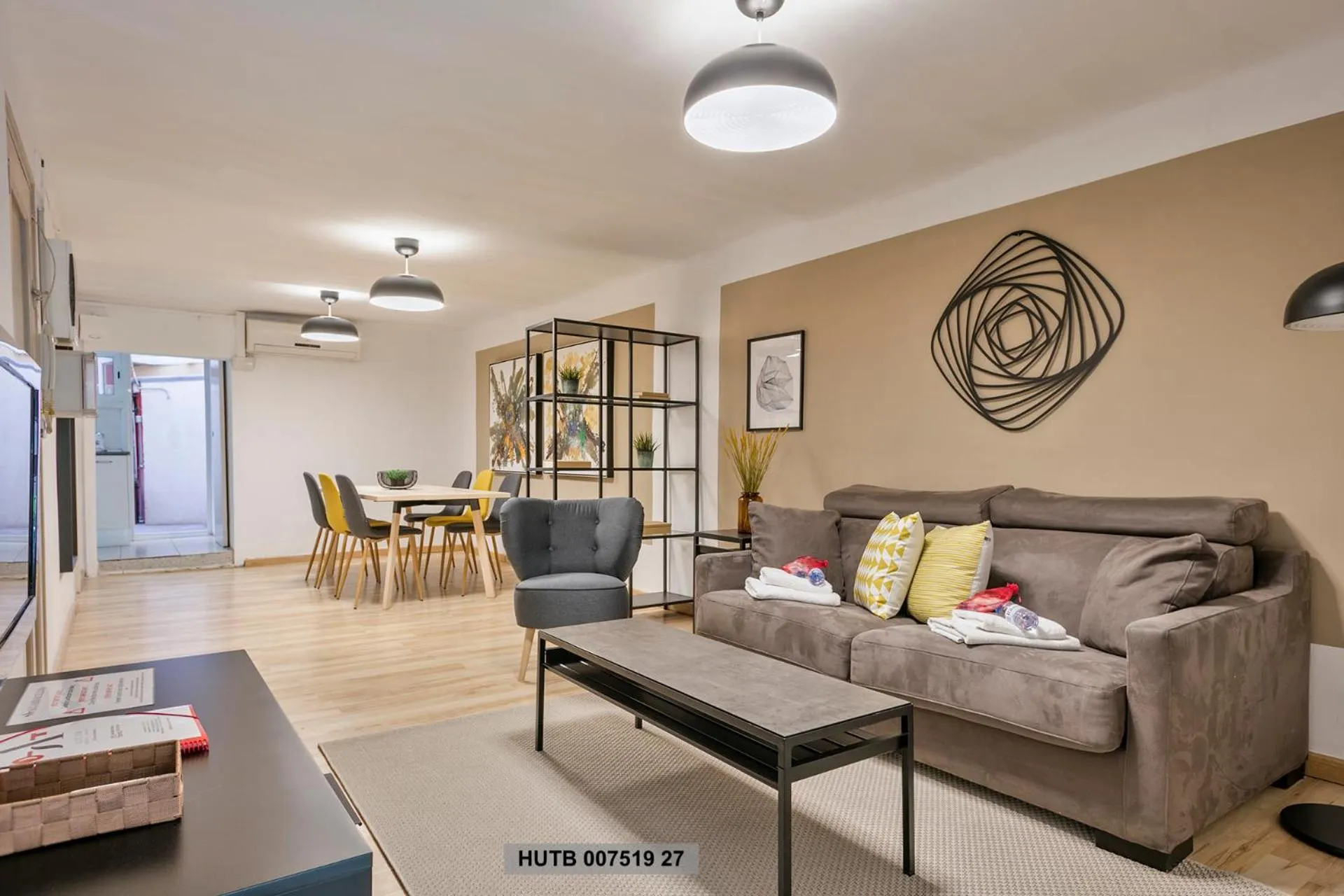 Day in Alcam Office up