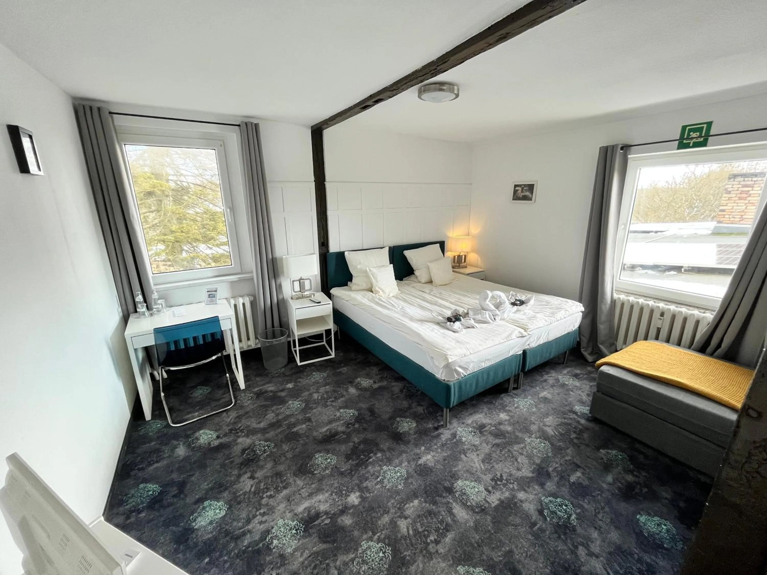 Bed in Riverside Inn