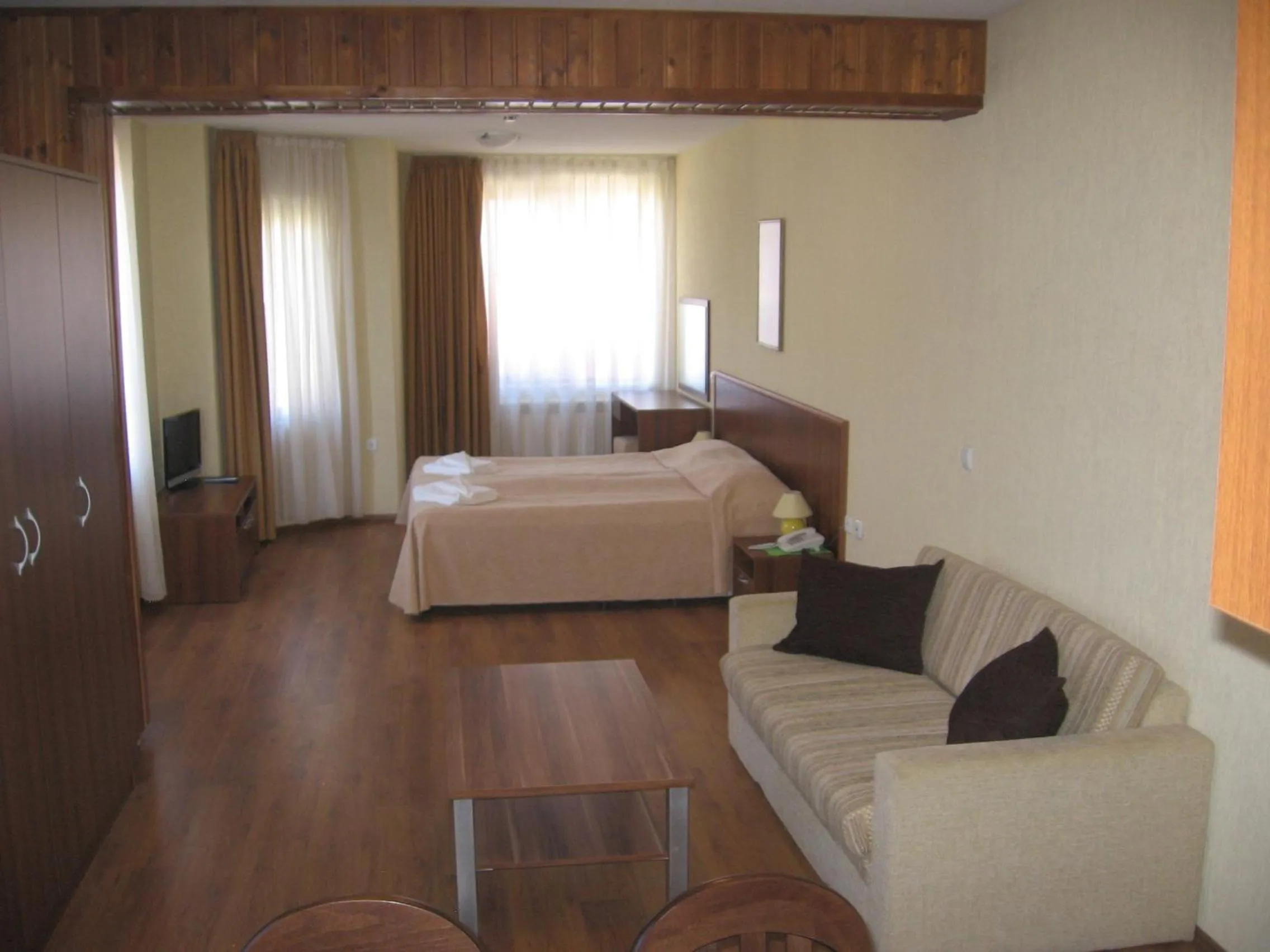 Bed in Apart Hotel Comfort