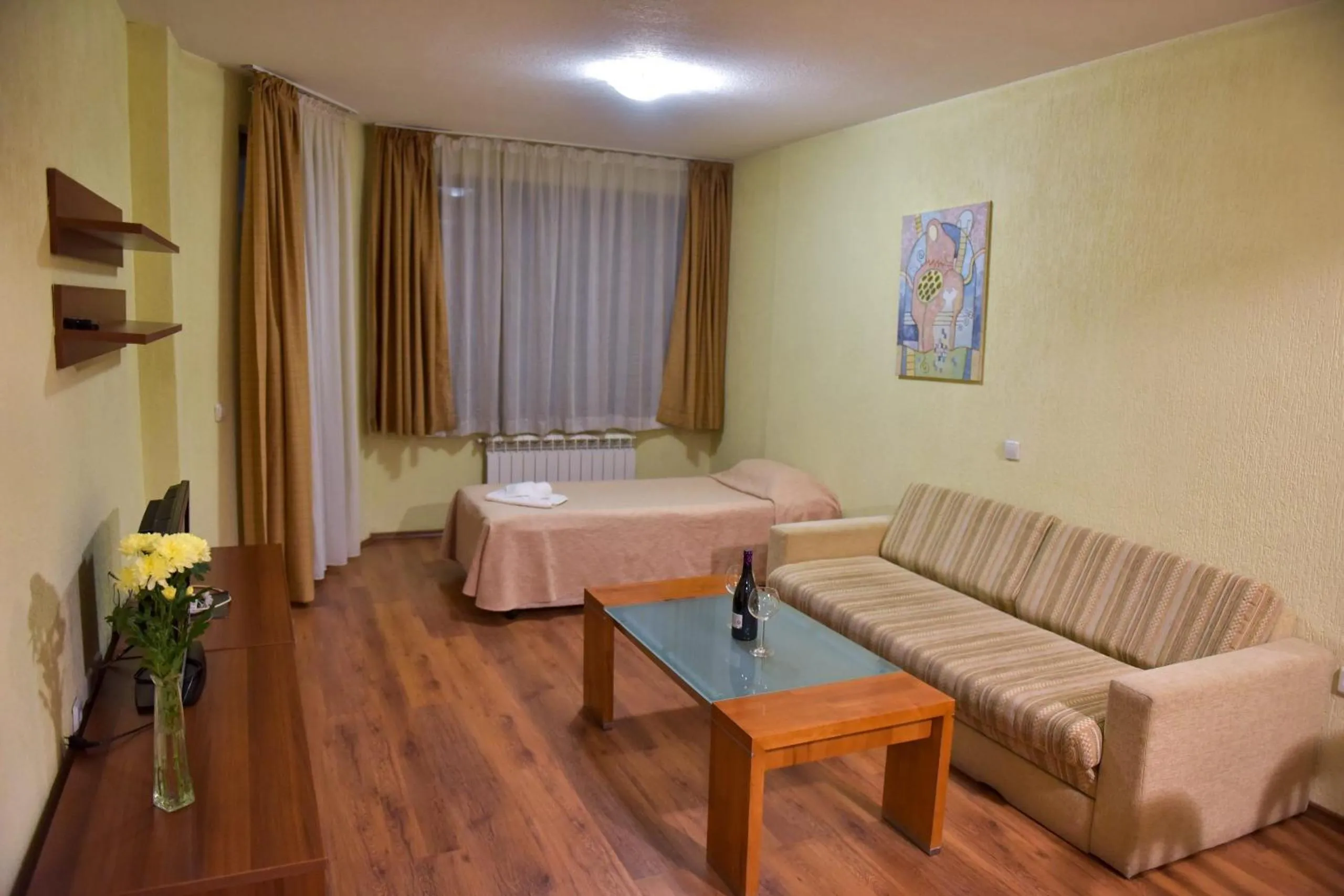 Bed in Apart Hotel Comfort