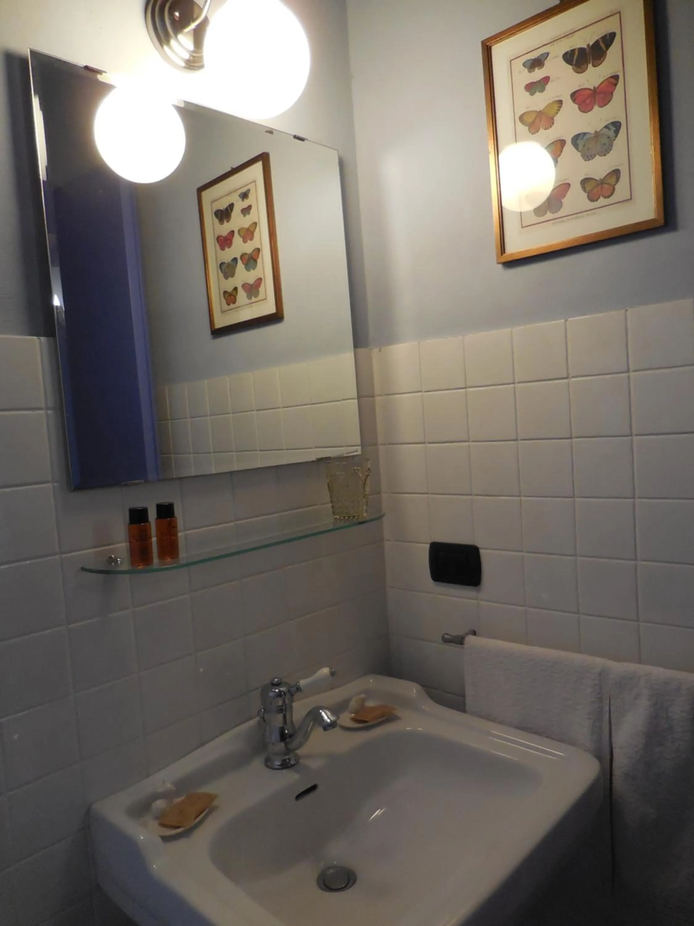 Bathroom in Al Giardino Degli Etruschi