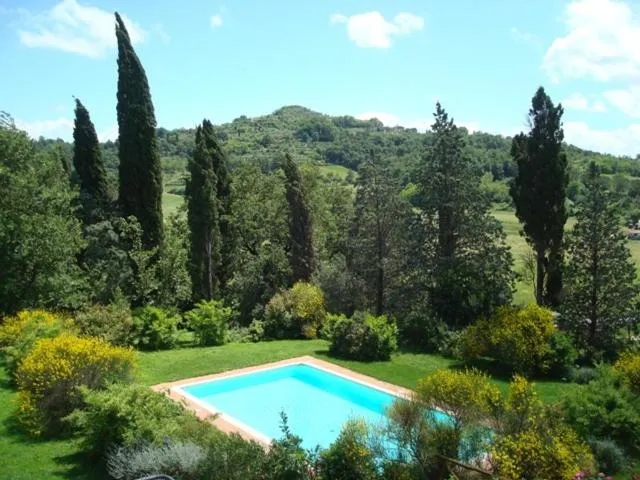 Swimming pool in Al Giardino Degli Etruschi