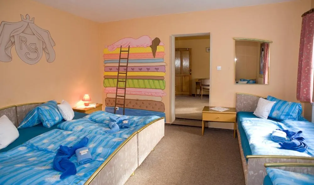 Bed in Borovansky mlyn