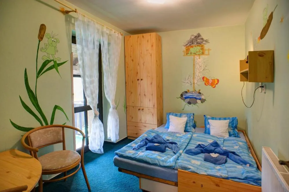 Bed in Borovansky mlyn