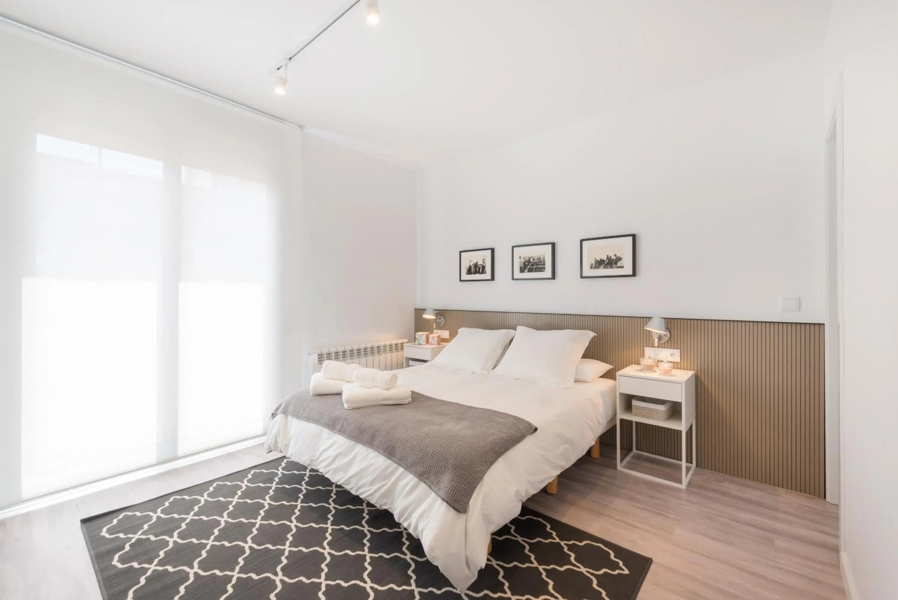 Photo of the whole room, Bed in Petit Luxe Dúplex