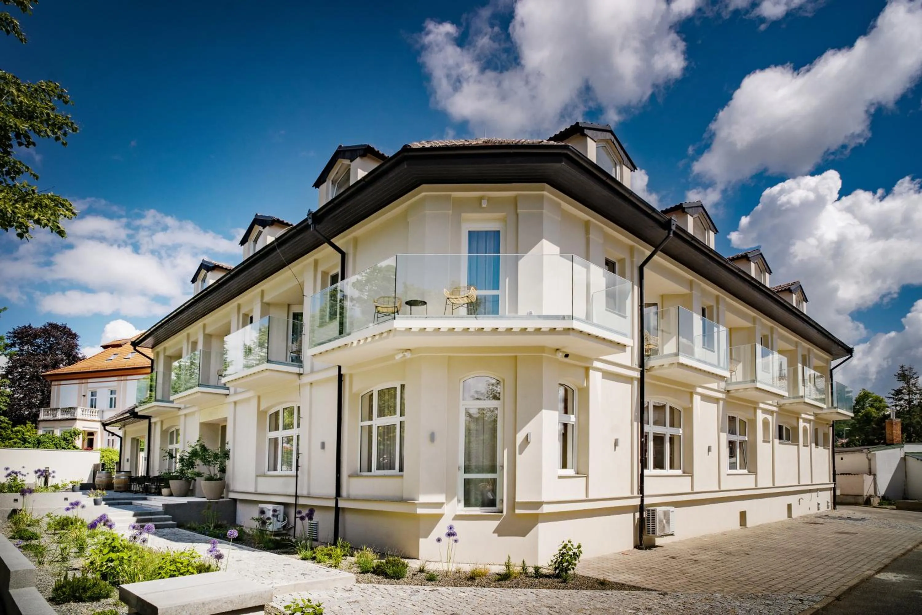 Property building in Hotel U Kaplicky