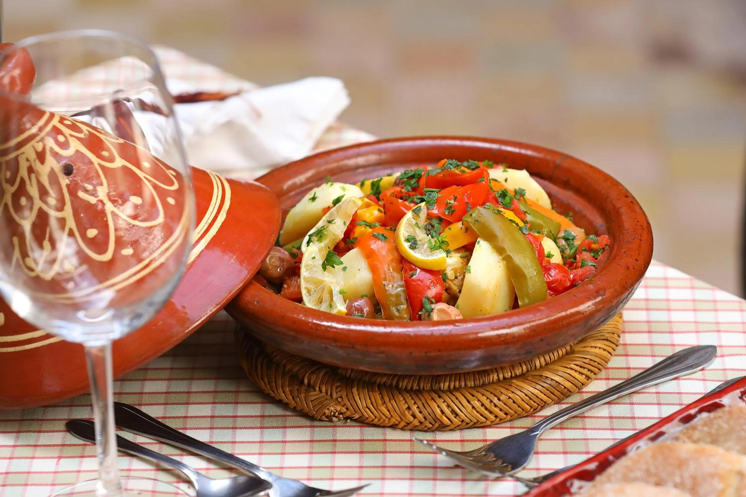 Restaurant/places to eat in Riad Zayane