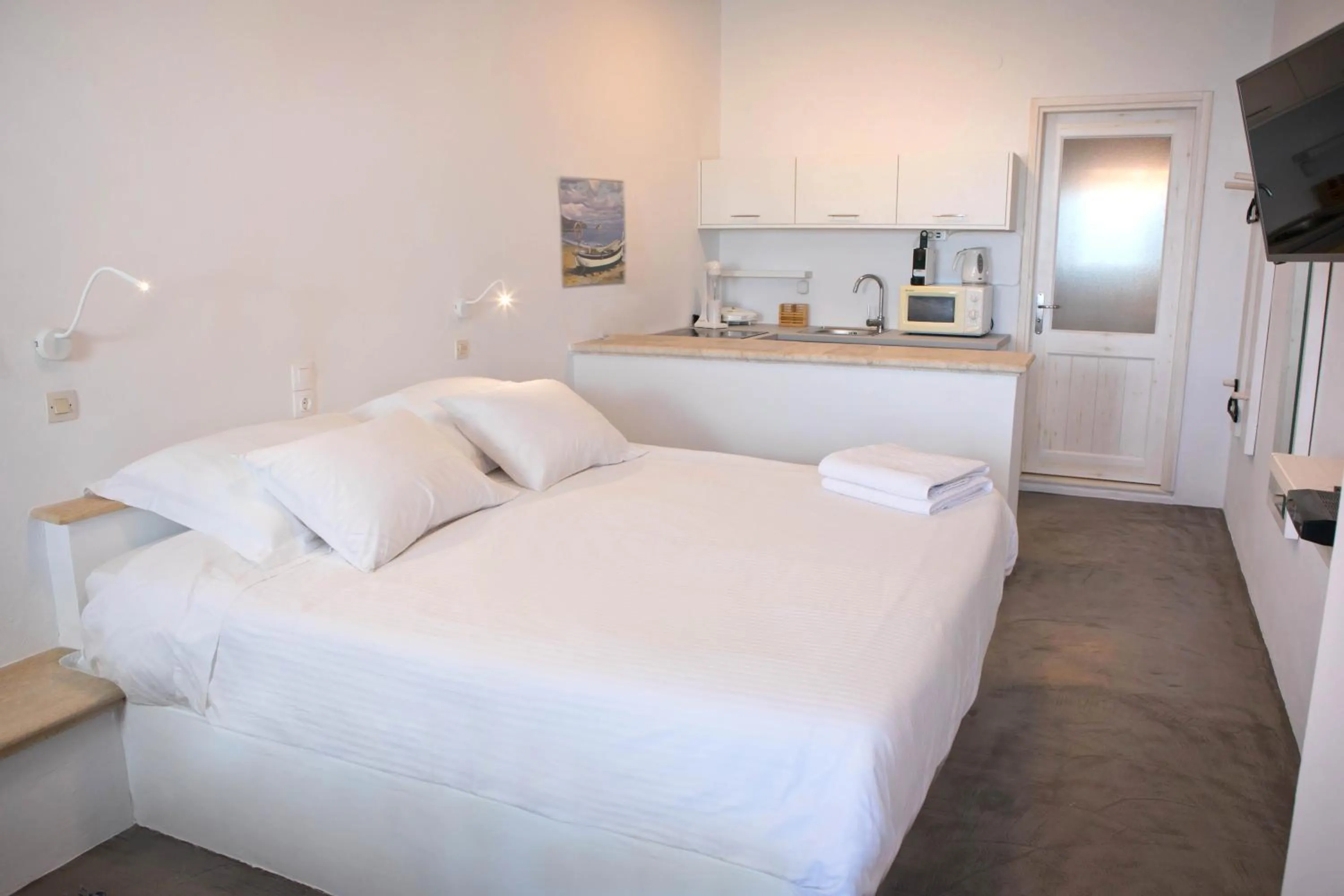 Bed in Blue Dawn Kalymnos