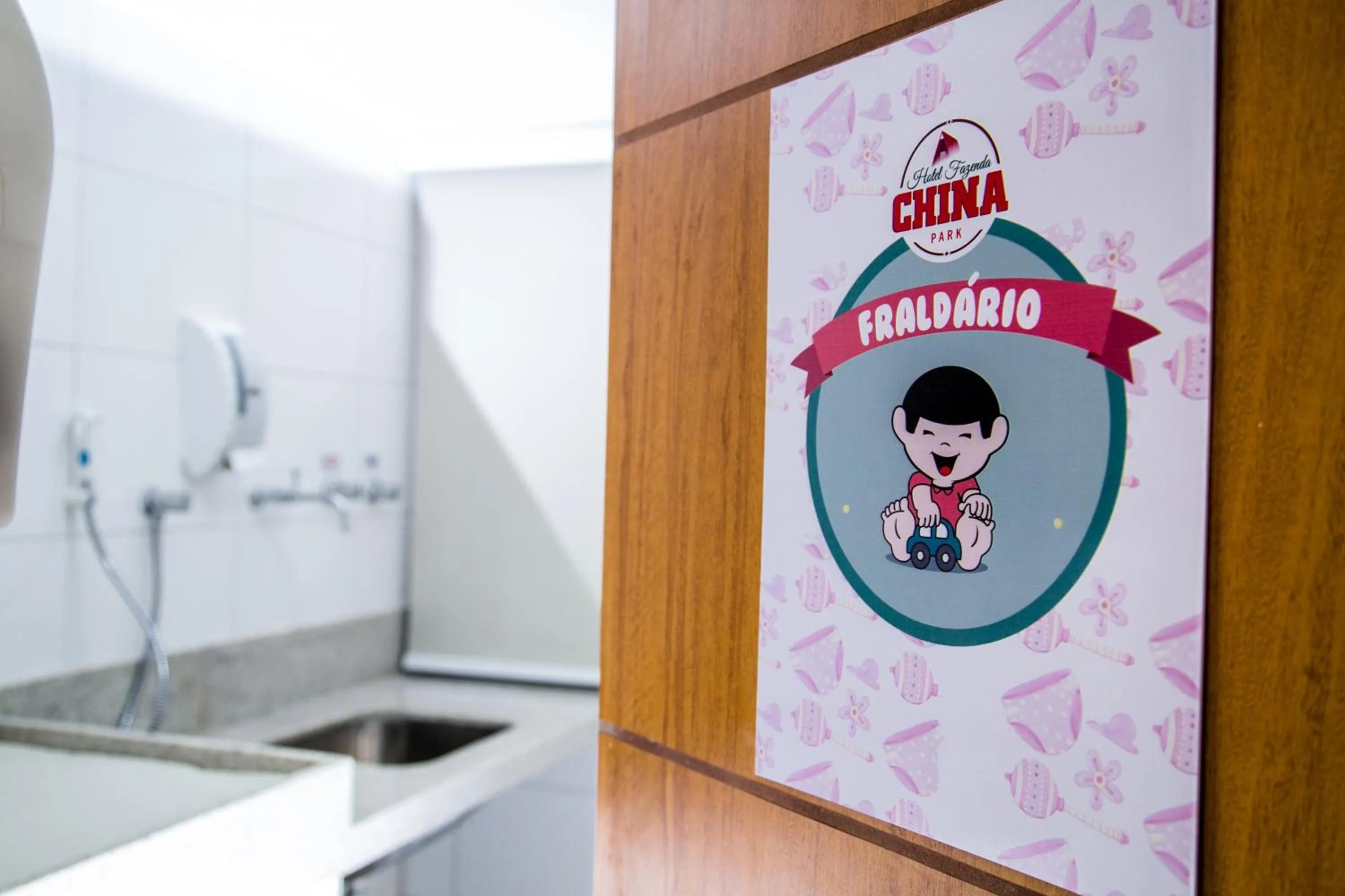 children in Hotel Fazenda China Park