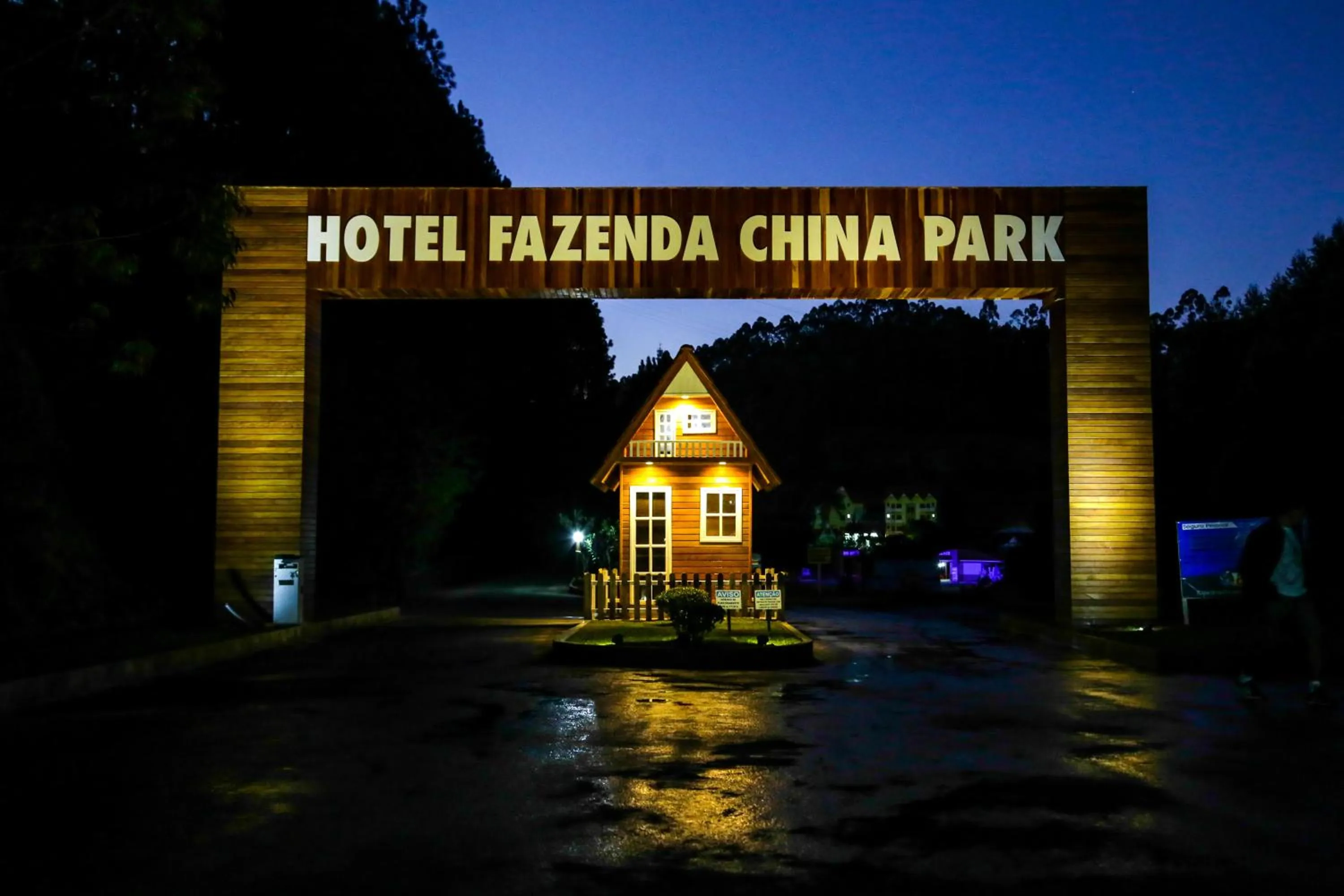 Facade/entrance in Hotel Fazenda China Park