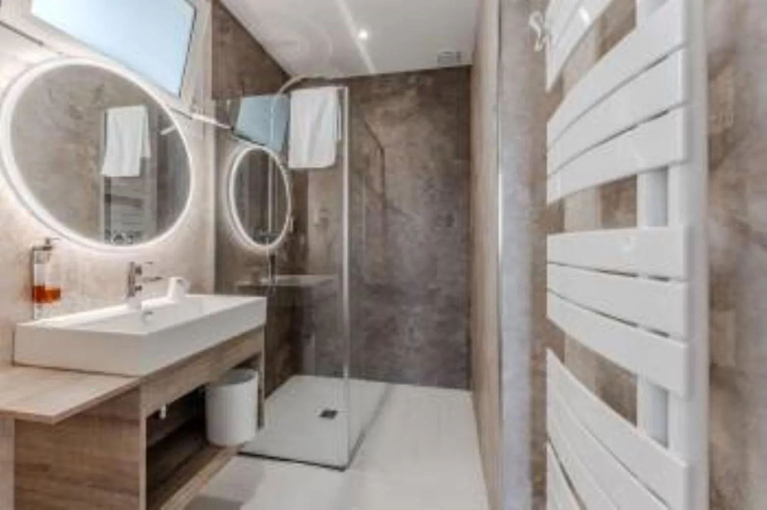 Bathroom in Hôtel Le Grain de Sable