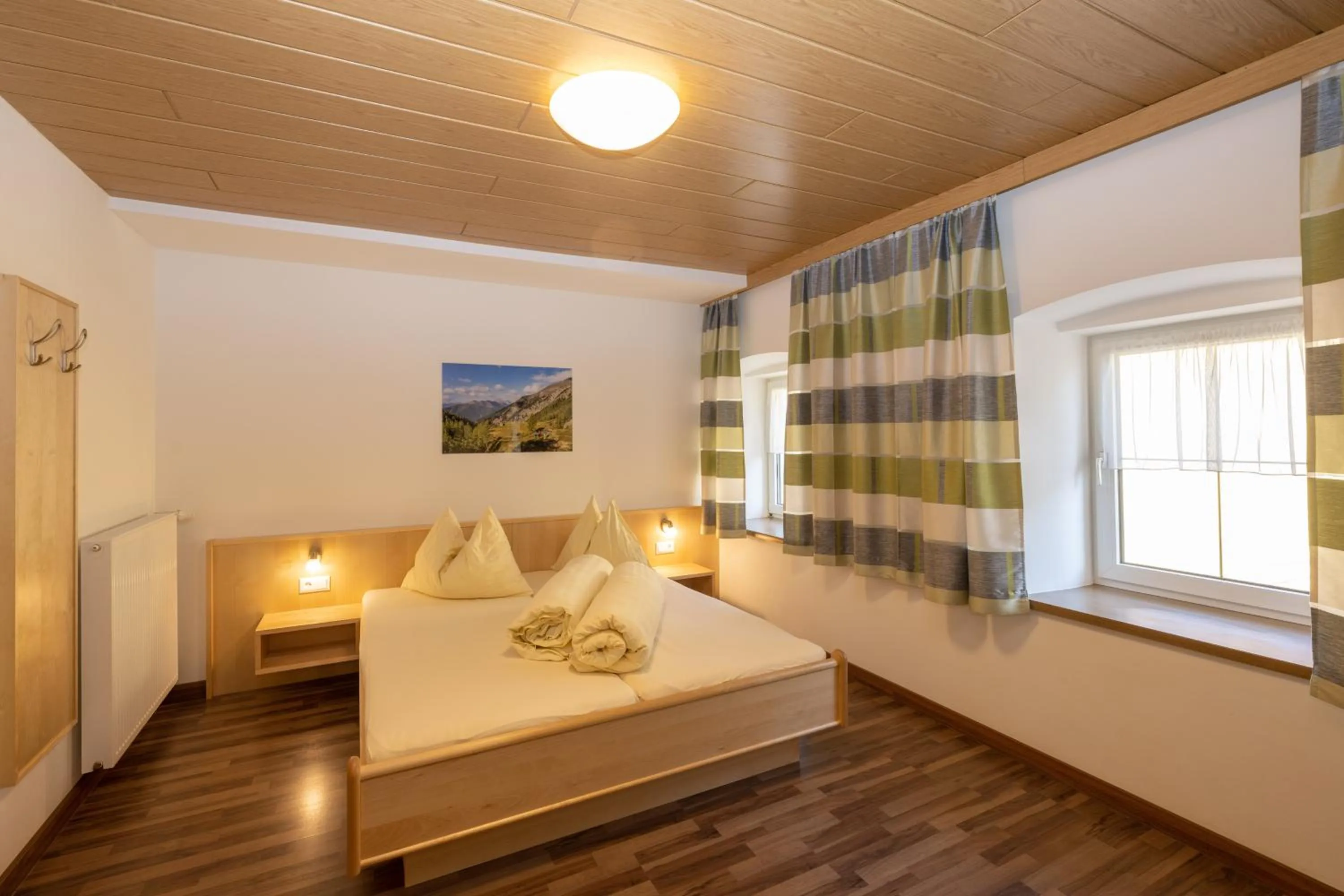 Photo of the whole room, Bed in Eggerhof