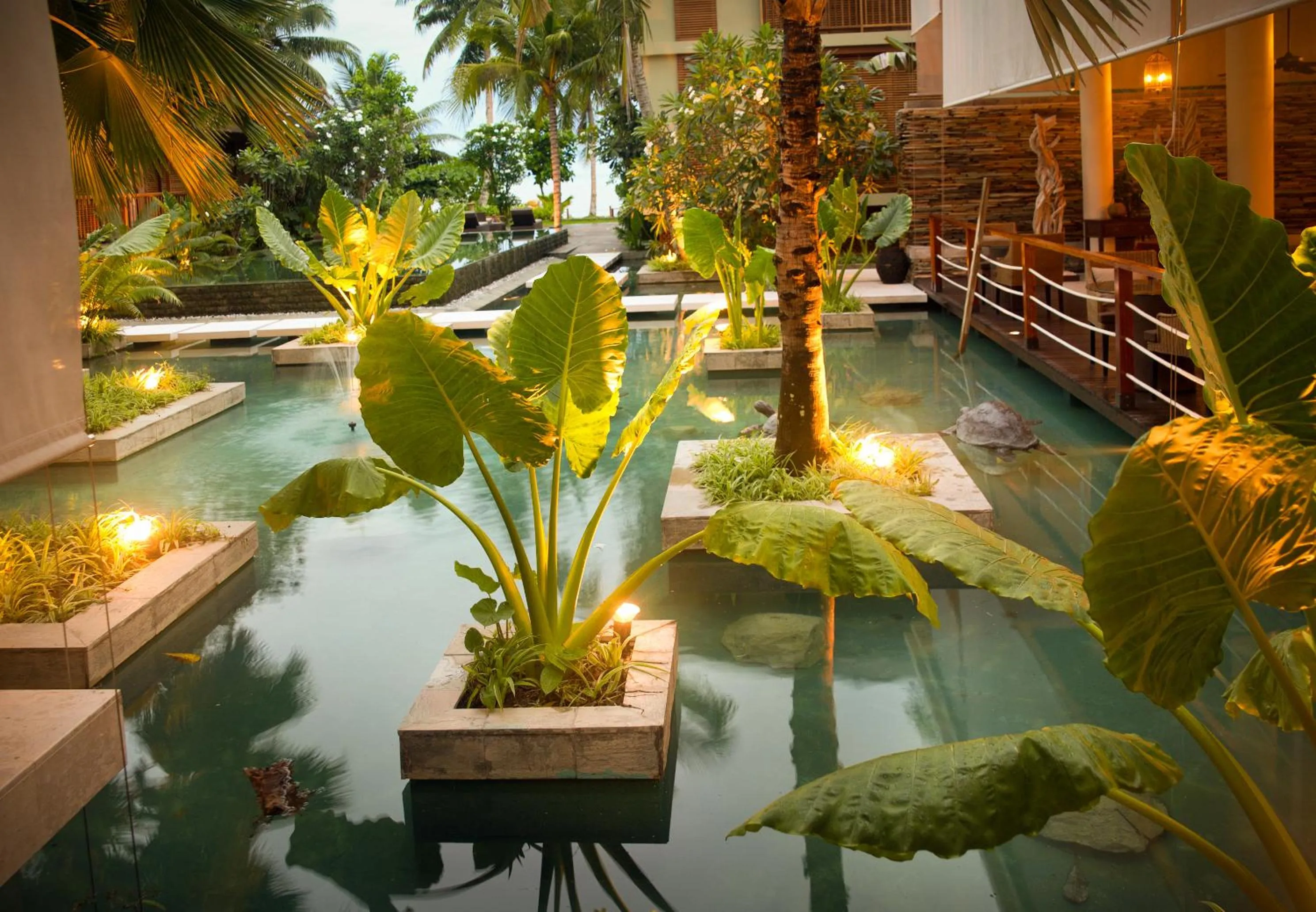 Decorative detail in Dhevatara Beach Hotel