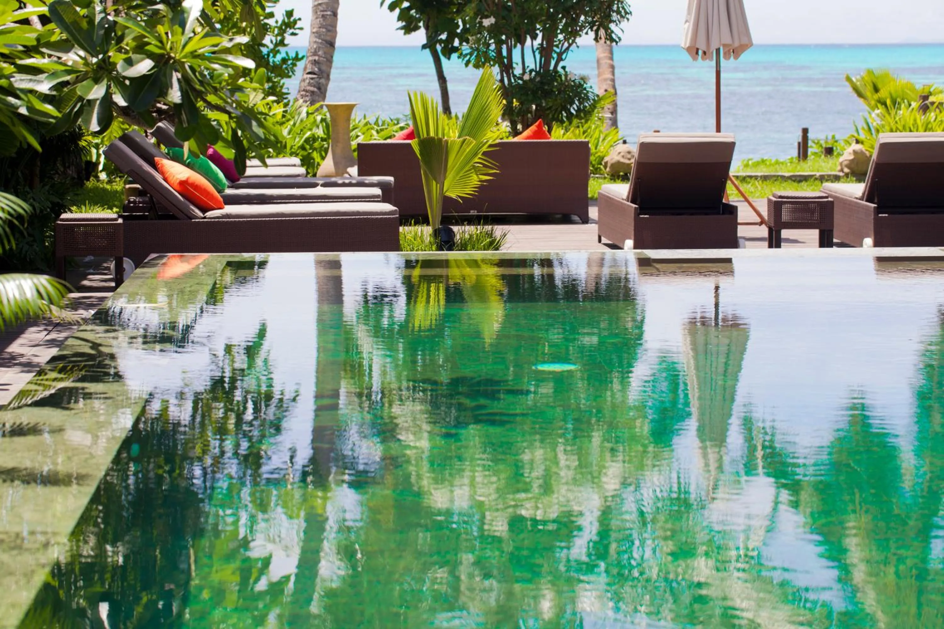 Swimming pool in Dhevatara Beach Hotel