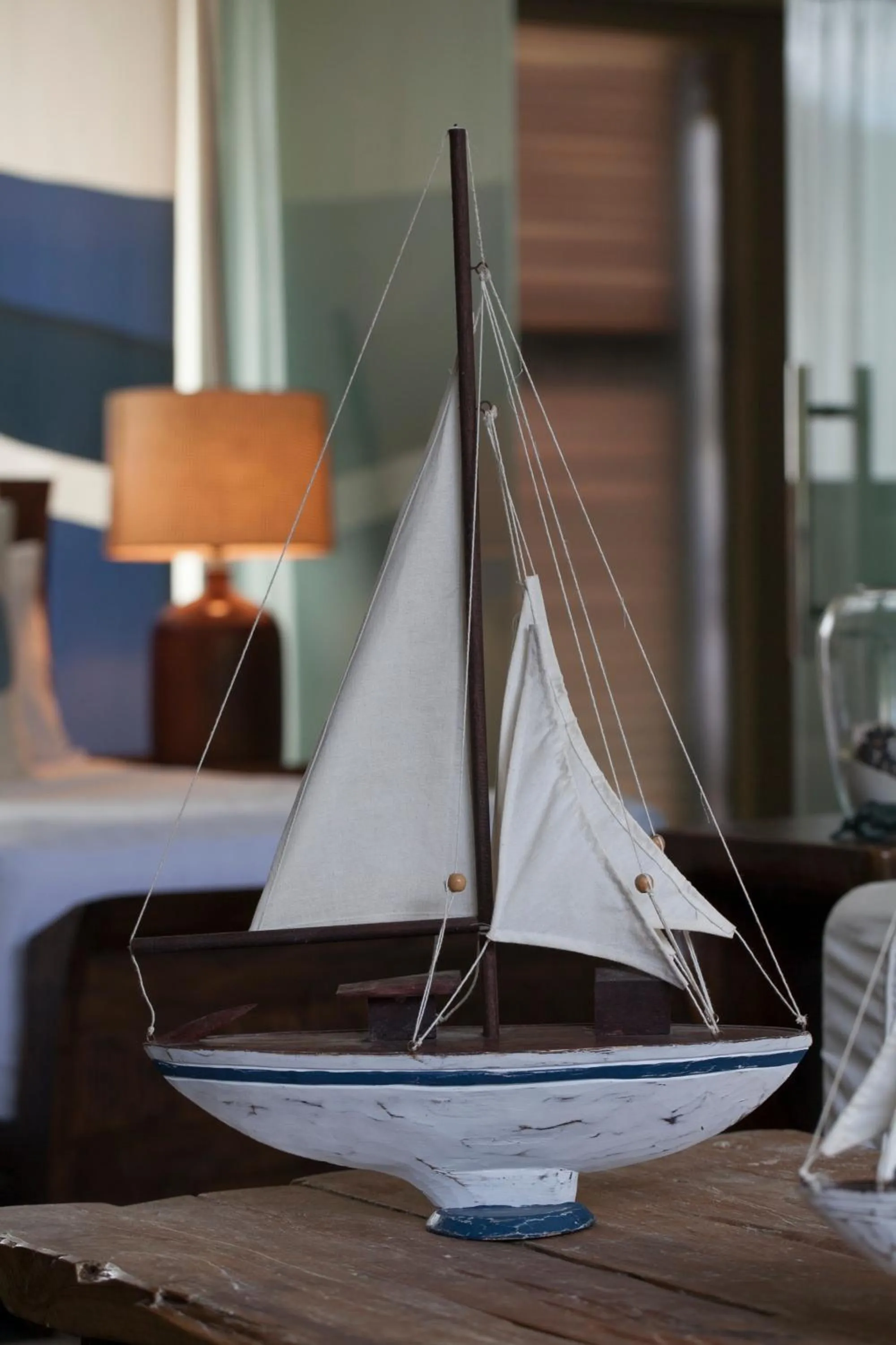 Decorative detail in Dhevatara Beach Hotel