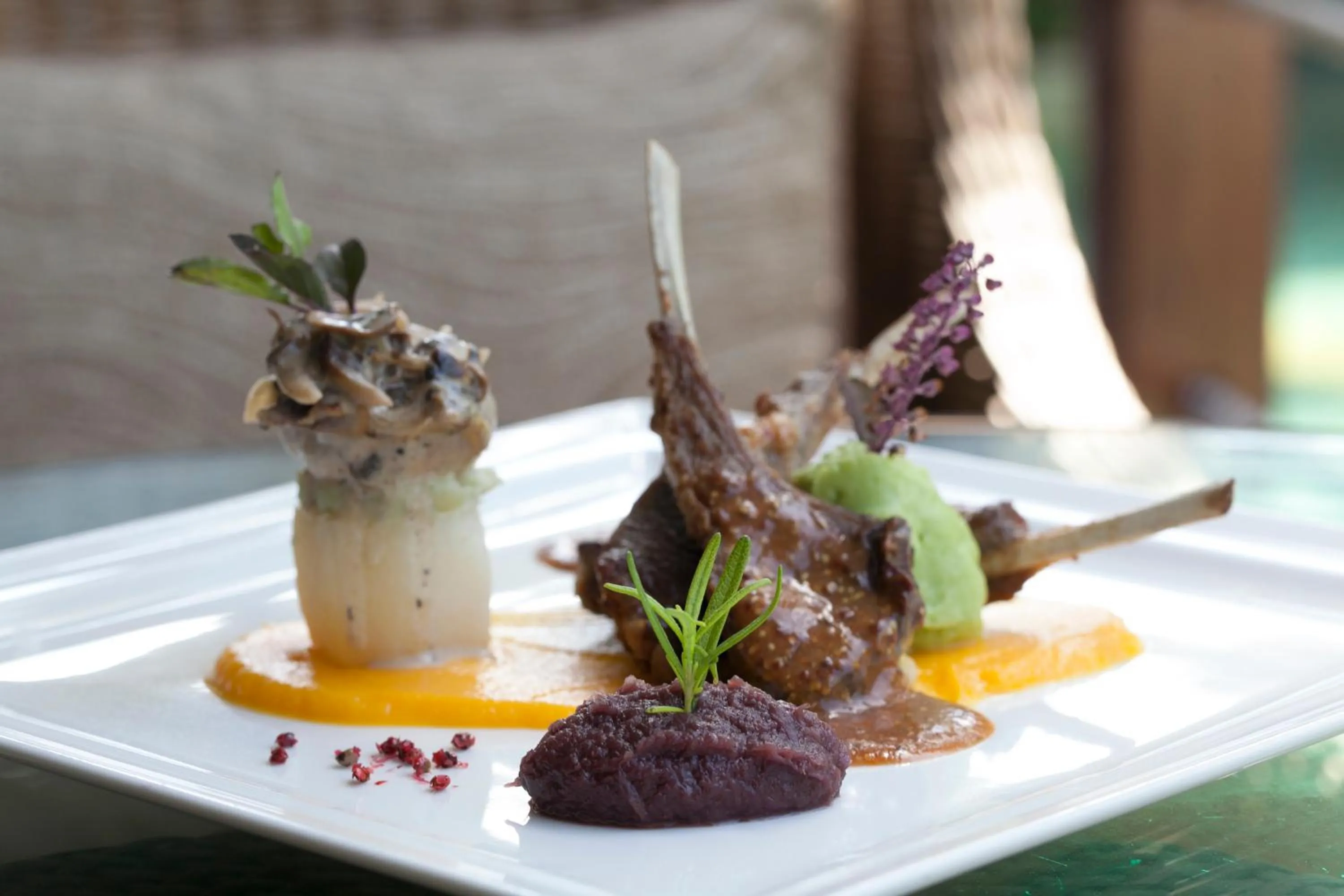 Food in Dhevatara Beach Hotel