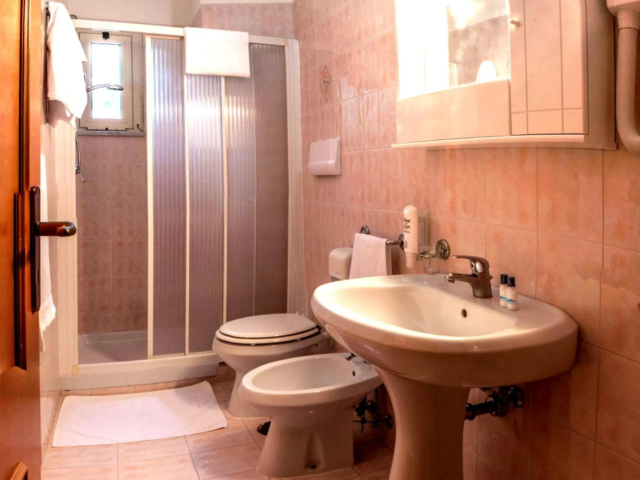 Bathroom in La Vigna Hotel