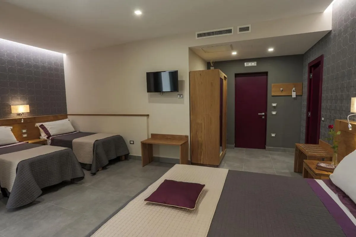 Restaurant/places to eat, Bed in La Vigna Hotel