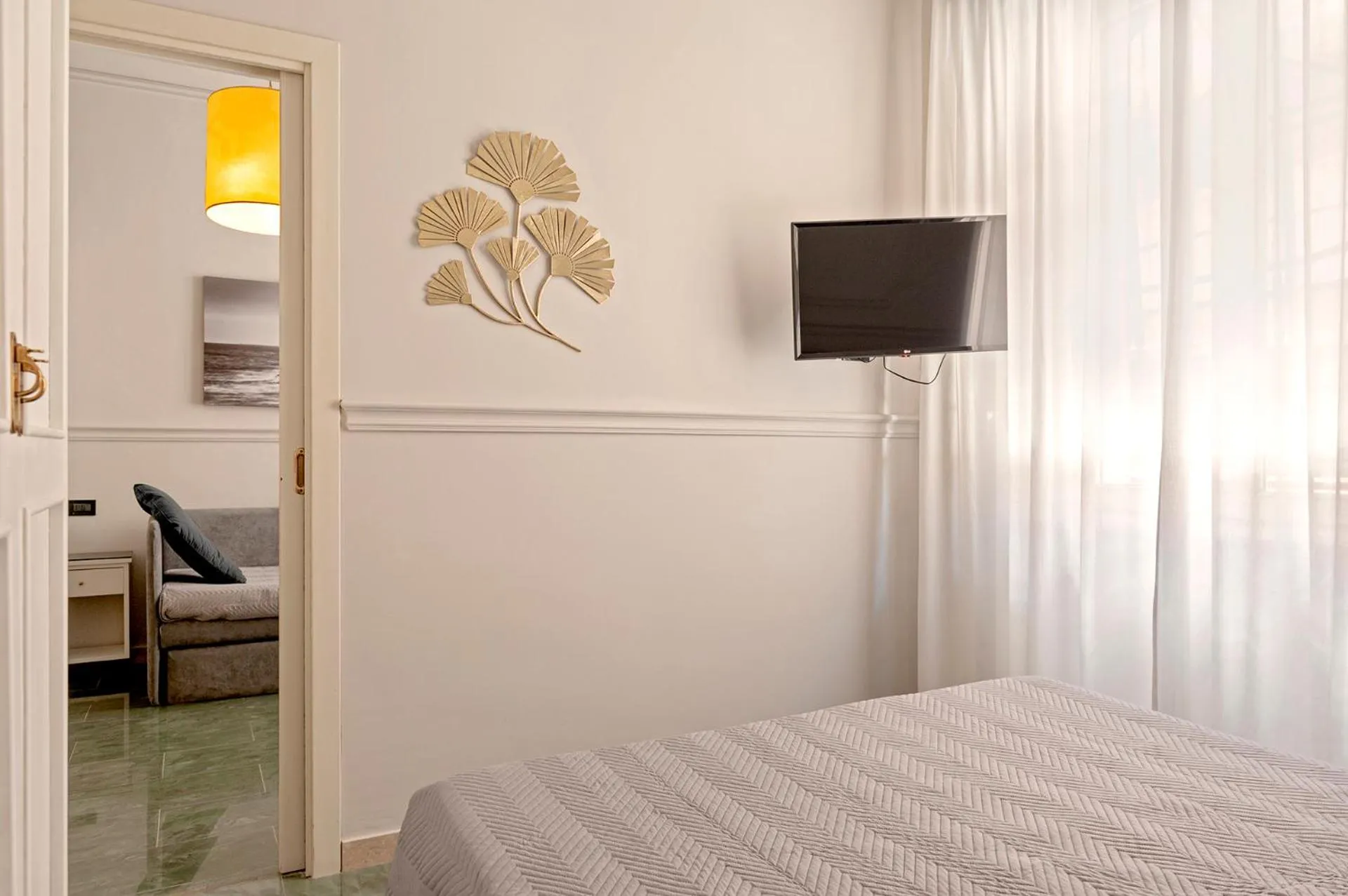 Bedroom, Bed in The Port Residence