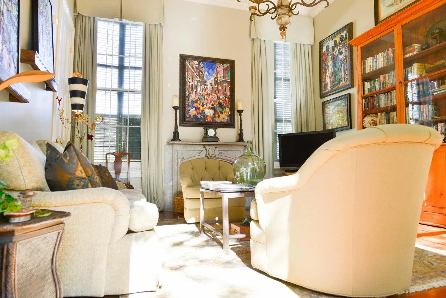 Communal lounge/ TV room in Terrell House Bed and Breakfast